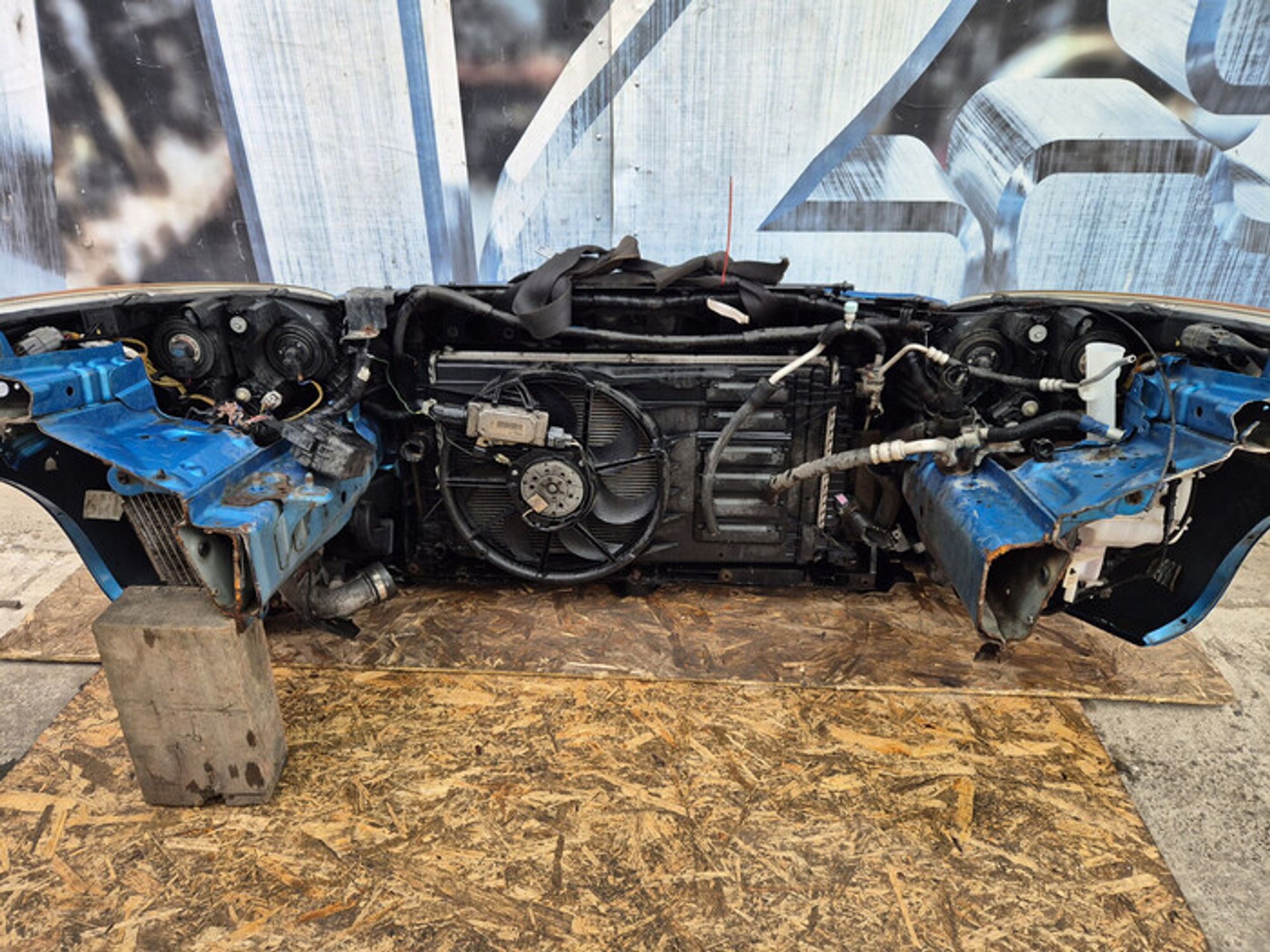https://ycs.partsauto.market/partsauto-images/thmbs/78ee0fb3787e2dce013ed29fc8a1120c/f6175da717f841e710fefe19a22132de/0c09491a2beb1212b7b63df91a0d6b20.jpg