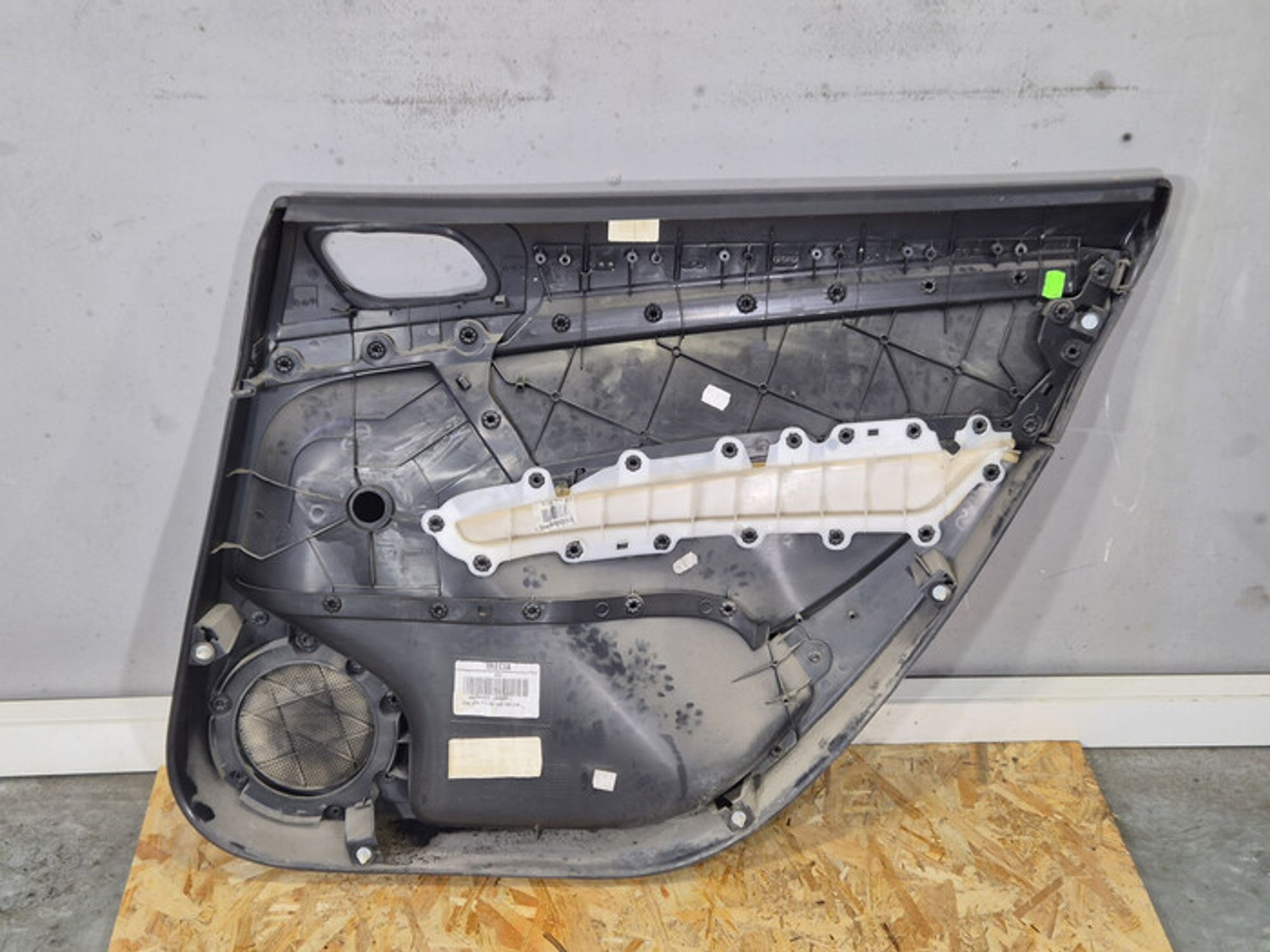 https://ycs.partsauto.market/partsauto-images/thmbs/78ee0fb3787e2dce013ed29fc8a1120c/f6a286598c253605d96dbe72f23ad322/113138ef9c2a09cedfc82a9f141ef1cf.jpg