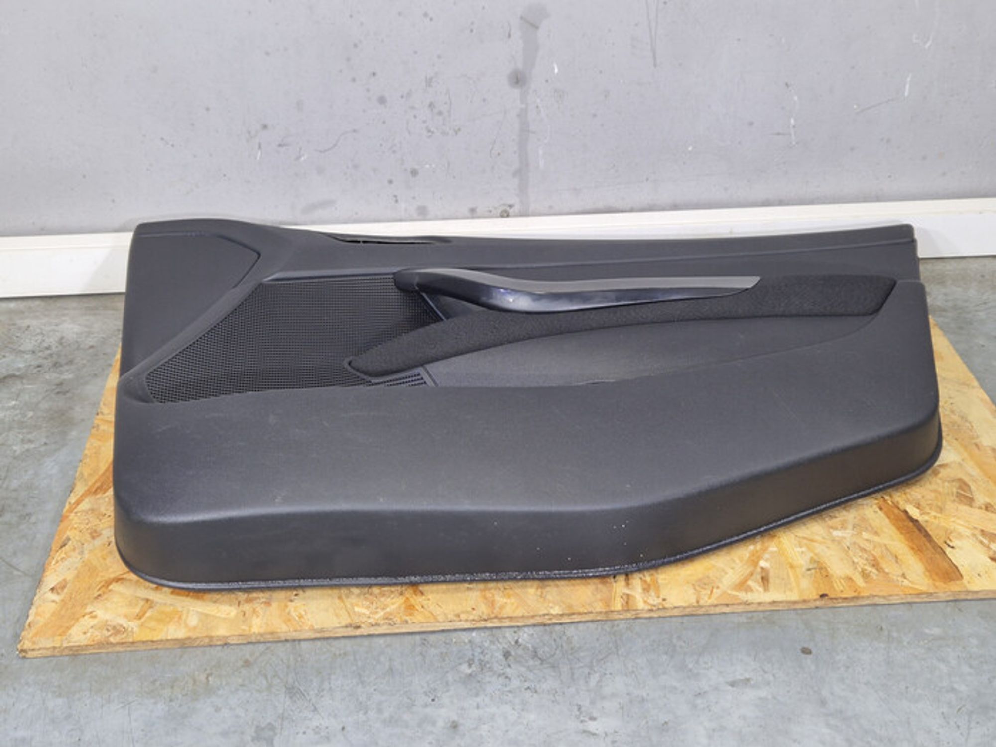 https://ycs.partsauto.market/partsauto-images/thmbs/78ee0fb3787e2dce013ed29fc8a1120c/f6a286598c253605d96dbe72f23ad322/aced5051d157376c05569859933ceb44.jpg