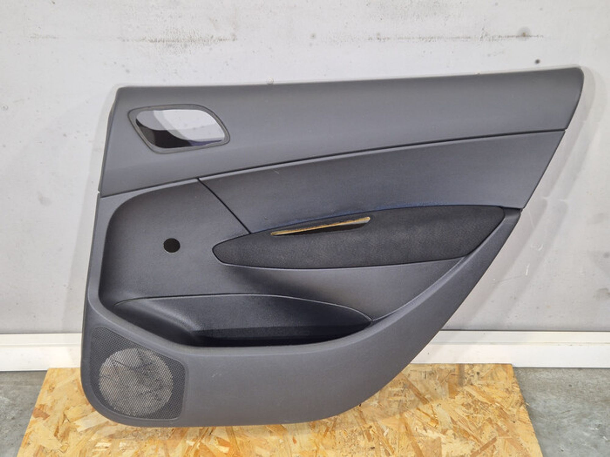 https://ycs.partsauto.market/partsauto-images/thmbs/78ee0fb3787e2dce013ed29fc8a1120c/f6a286598c253605d96dbe72f23ad322/f20b3eea69b669f72a5645655f16ea6b.jpg