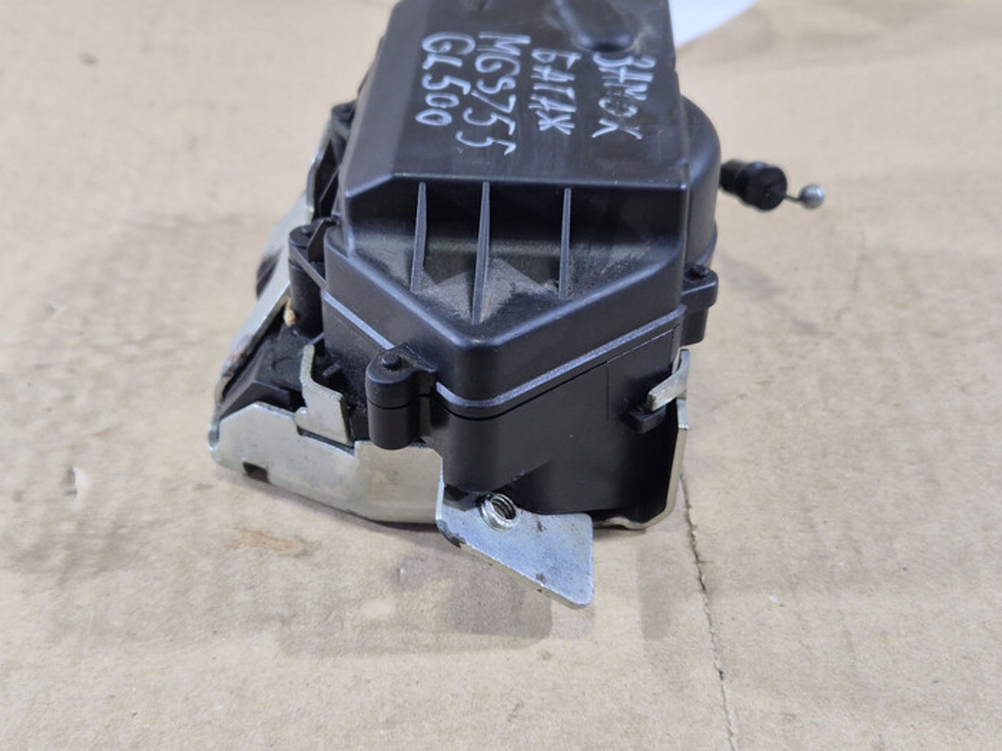 https://ycs.partsauto.market/partsauto-images/thmbs/78ee0fb3787e2dce013ed29fc8a1120c/f6c27fd21c2ad0ea4e4ac37387619c53/22658870d82a594e51590cdcecdd443a.jpg