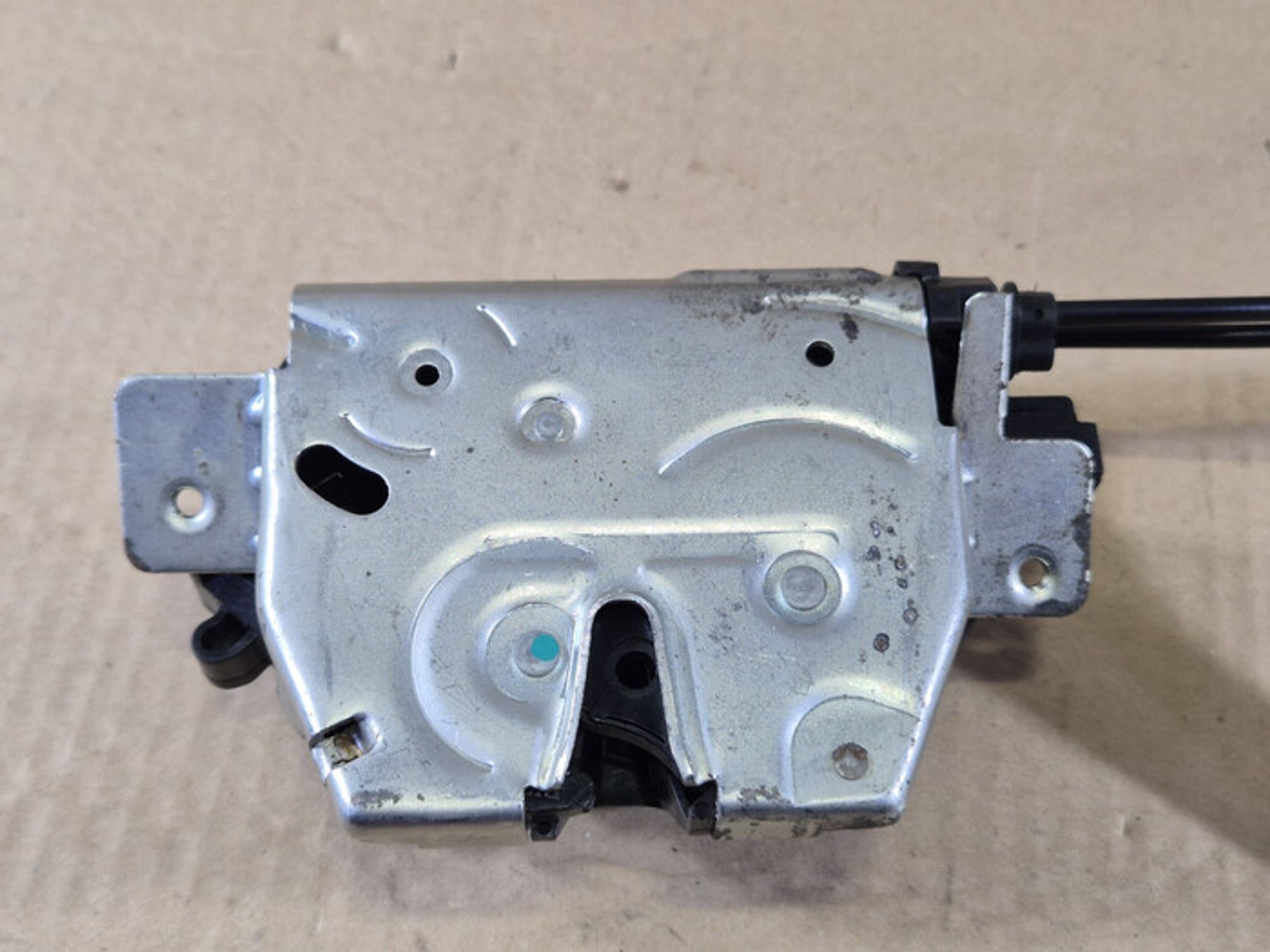 https://ycs.partsauto.market/partsauto-images/thmbs/78ee0fb3787e2dce013ed29fc8a1120c/f6c27fd21c2ad0ea4e4ac37387619c53/320bc53800e57becdd1e7ded5f2fd921.jpg