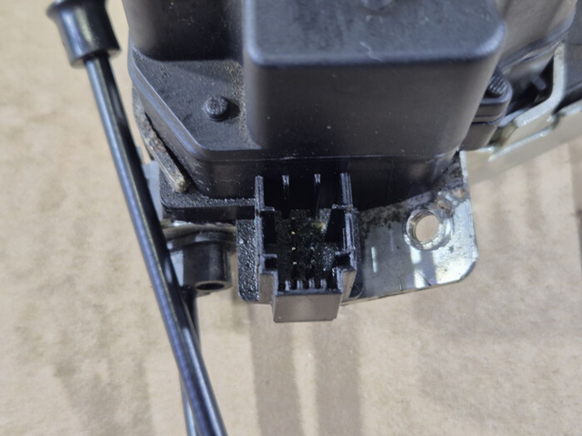 https://ycs.partsauto.market/partsauto-images/thmbs/78ee0fb3787e2dce013ed29fc8a1120c/f6c27fd21c2ad0ea4e4ac37387619c53/e2345b670e383e758630c77ab7ad6a50.jpg