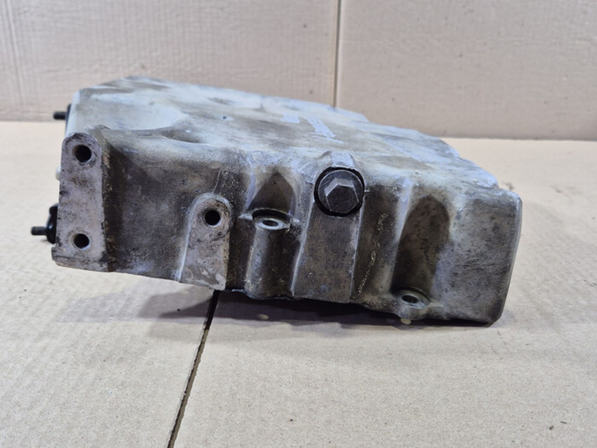 https://ycs.partsauto.market/partsauto-images/thmbs/78ee0fb3787e2dce013ed29fc8a1120c/f83ba61ab3b66b6d2222bf4f21d3ae38/7a13f105403def1e16a15063a5c530e0.jpg