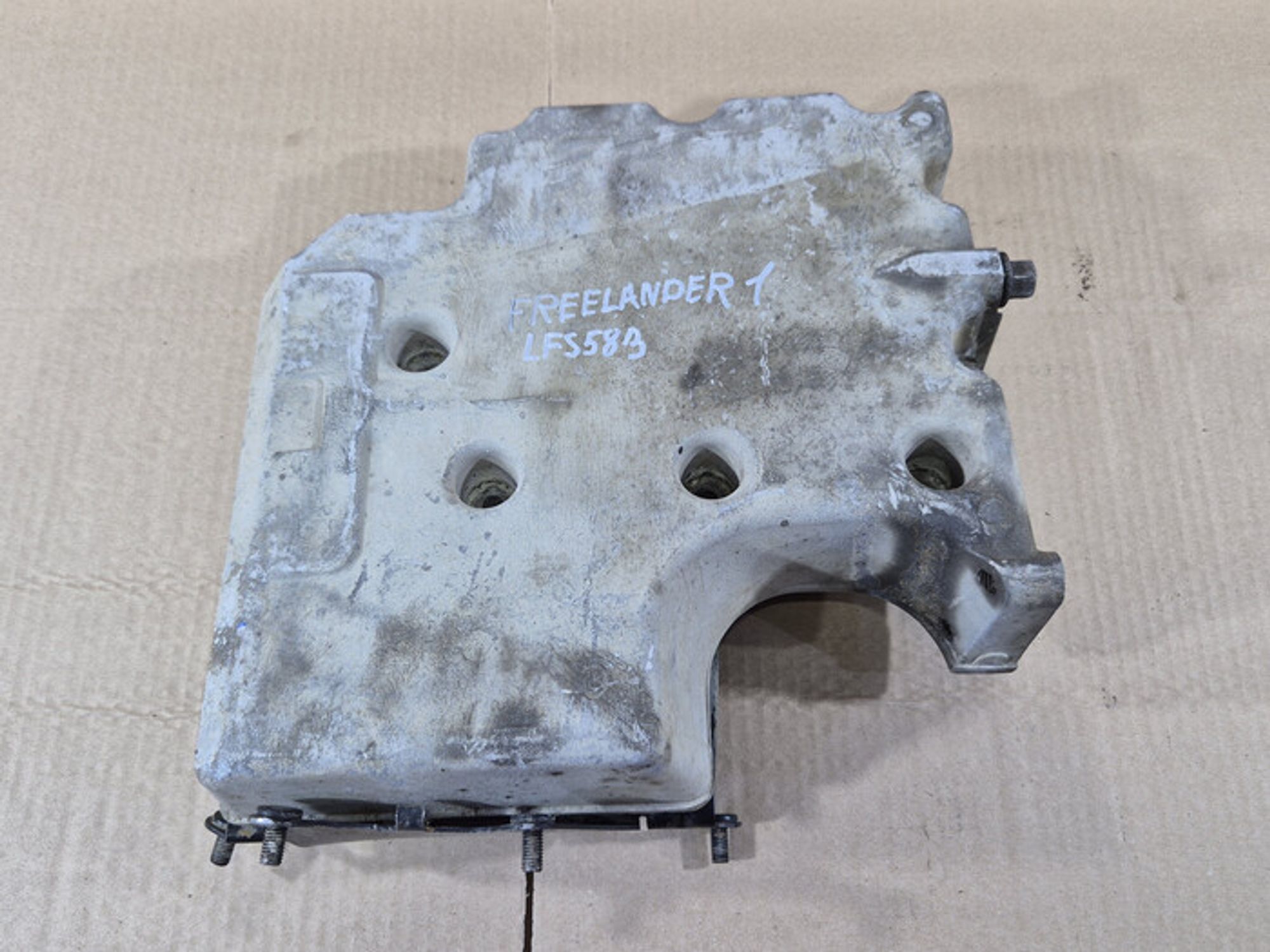 https://ycs.partsauto.market/partsauto-images/thmbs/78ee0fb3787e2dce013ed29fc8a1120c/f83ba61ab3b66b6d2222bf4f21d3ae38/ffa7e814debc075634ed6020093ffbaa.jpg