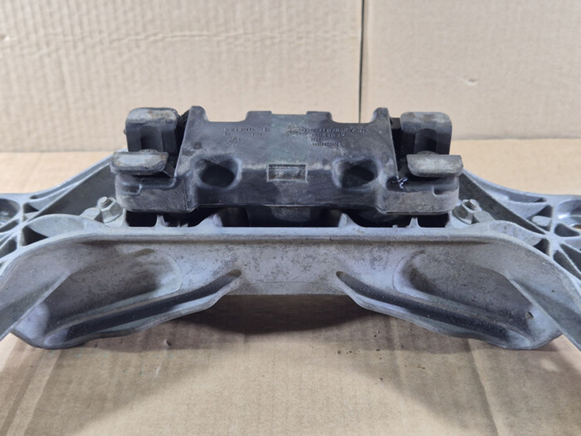 https://ycs.partsauto.market/partsauto-images/thmbs/78ee0fb3787e2dce013ed29fc8a1120c/f8ed37cc8eb65b28b669dcc48091e9dc/a7188d473e9bfb5d9a6de7e4d077349a.jpg