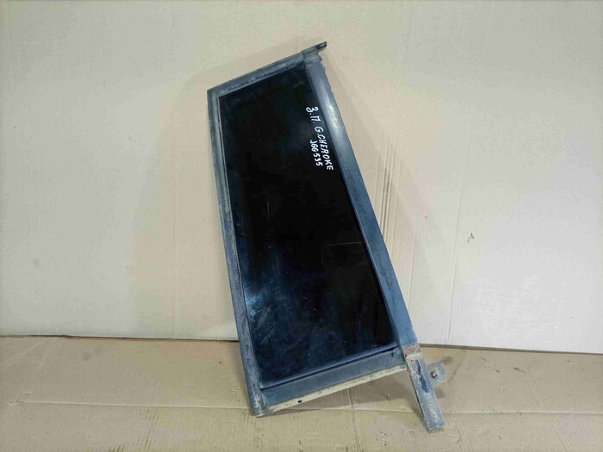 https://ycs.partsauto.market/partsauto-images/thmbs/78ee0fb3787e2dce013ed29fc8a1120c/f932d027f8b61c6d8fe60e4654b1103d/941c94283f480ea3993186cf3ca5ddde.jpg