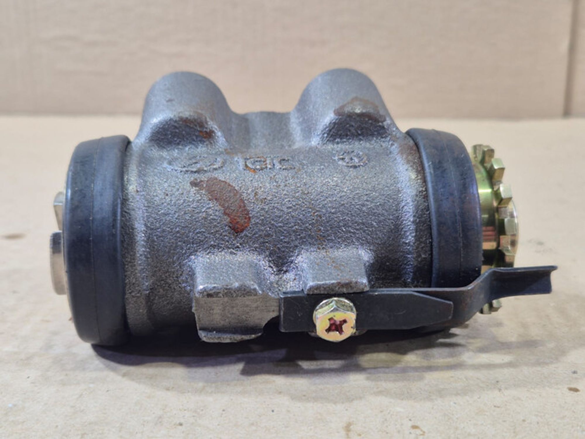 https://ycs.partsauto.market/partsauto-images/thmbs/78ee0fb3787e2dce013ed29fc8a1120c/f98f294583451fcde7d2afea95992cef/a5458bd6963033761e1dbf5d8d2d0ab4.jpg