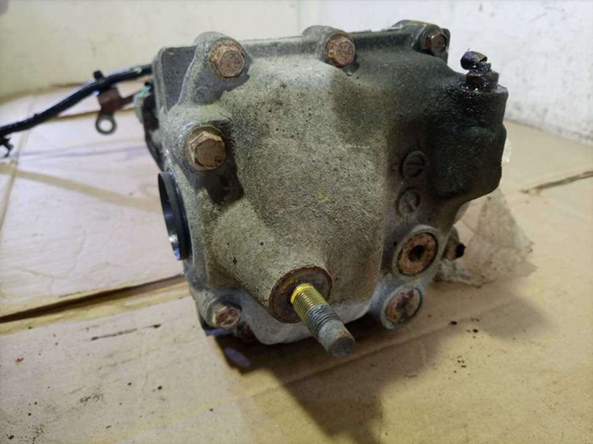 https://ycs.partsauto.market/partsauto-images/thmbs/78ee0fb3787e2dce013ed29fc8a1120c/fc0d16bf6928a68cc363c44137d4d74b/875720db6da2f2769d734e3497e14603.jpg