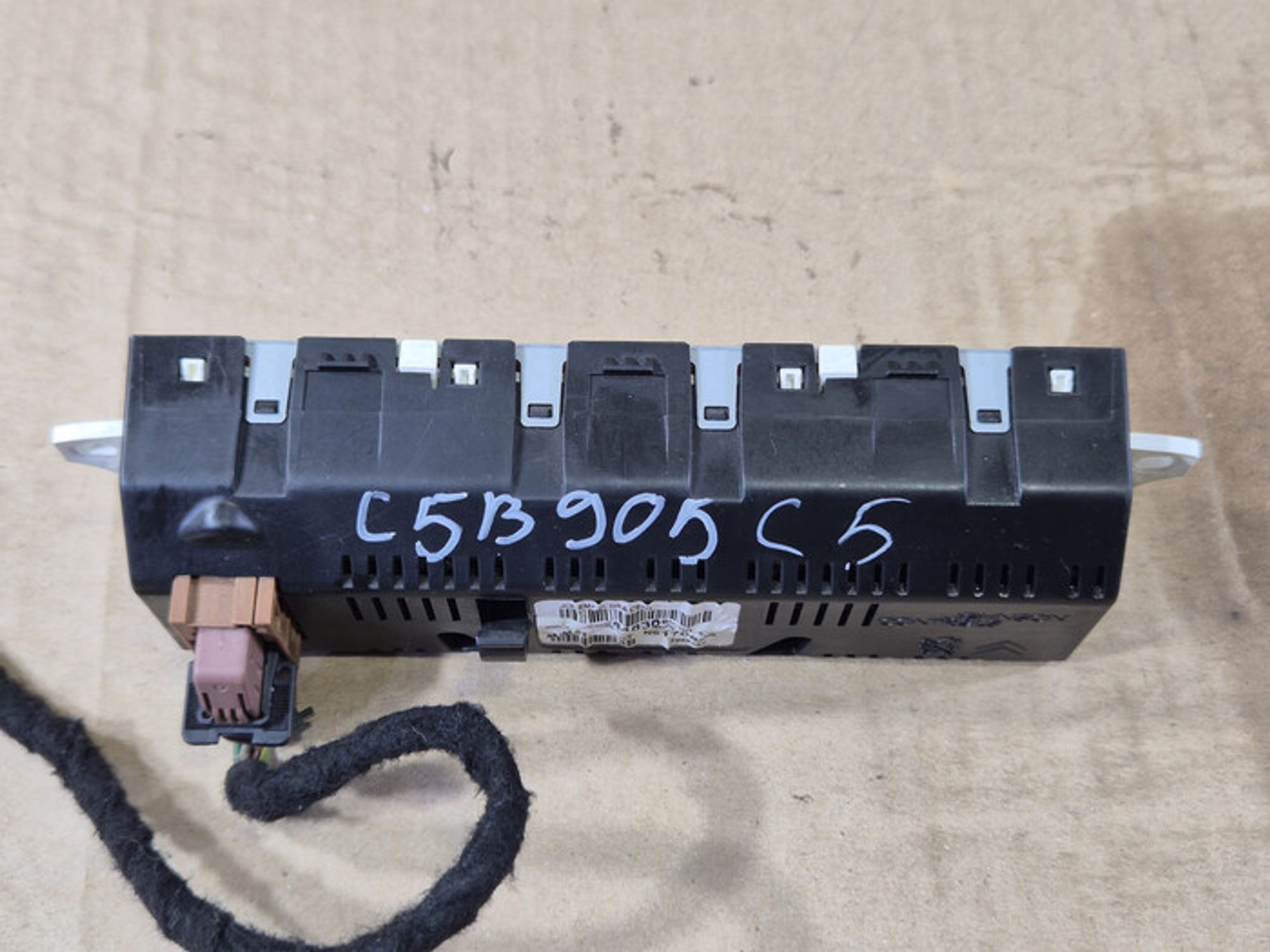 https://ycs.partsauto.market/partsauto-images/thmbs/78ee0fb3787e2dce013ed29fc8a1120c/fc85623a87bc154ef2fee8954b2a014b/78821c3ea80459a1311aa918e524be58.jpg