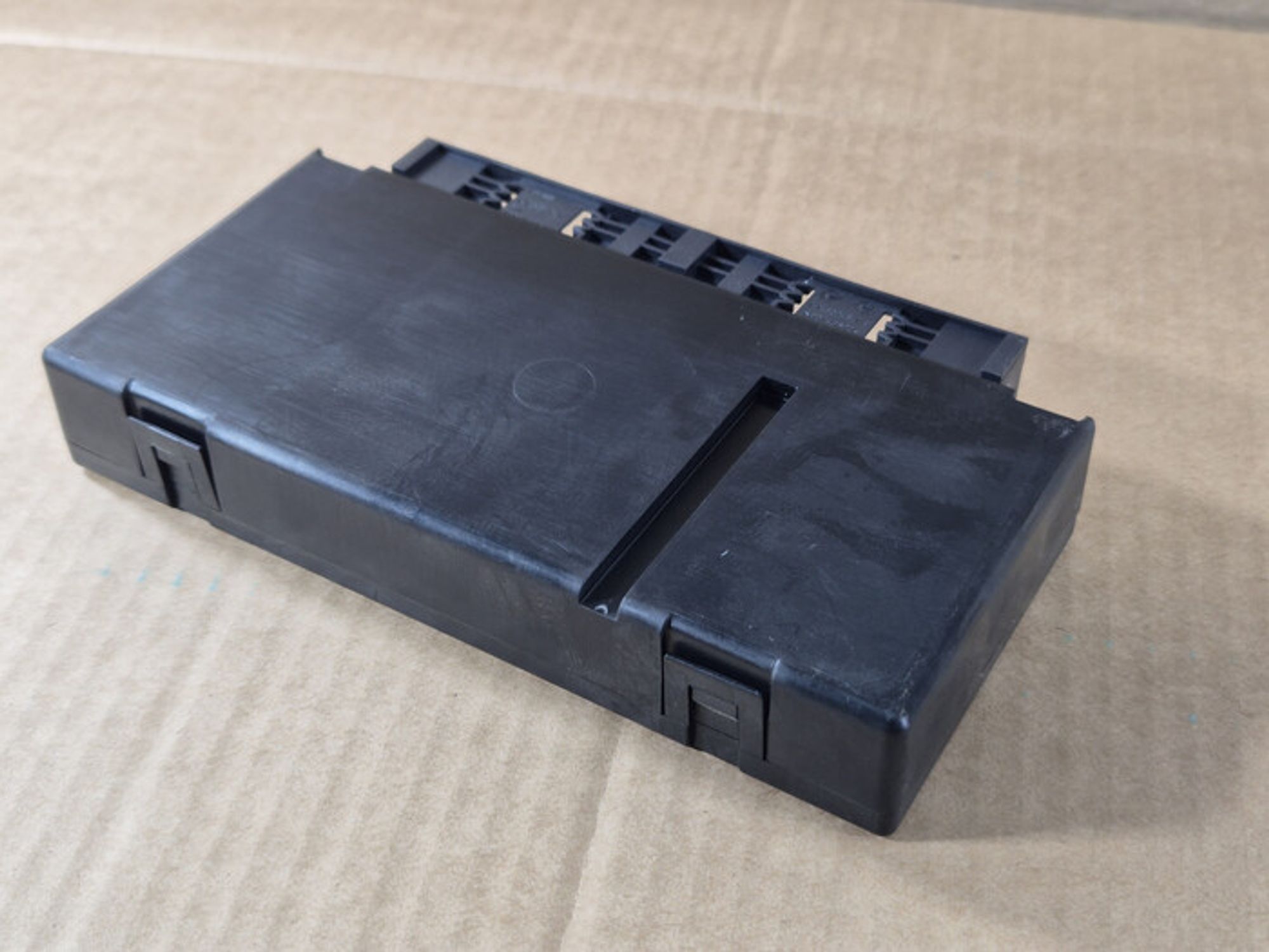 https://ycs.partsauto.market/partsauto-images/thmbs/78ee0fb3787e2dce013ed29fc8a1120c/fcd6141b9f0ea51756846b1bd3996e4f/508e887e16c83a08a95e05048ec4f8f5.jpg