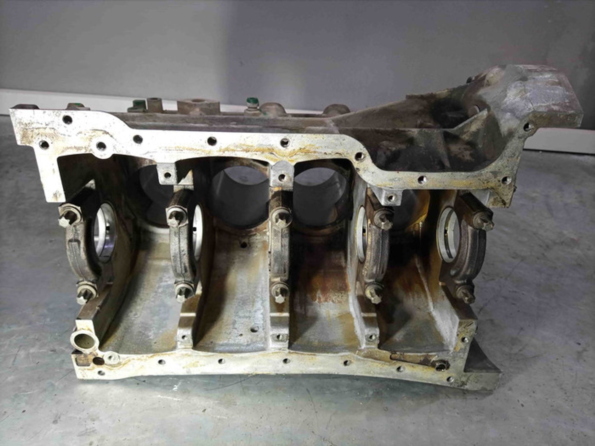 https://ycs.partsauto.market/partsauto-images/thmbs/78ee0fb3787e2dce013ed29fc8a1120c/fcfbaa5d0a6f87c7f33a95e834206bcd/a4bd8806012f3d136fe0a3d074b88db1.jpg