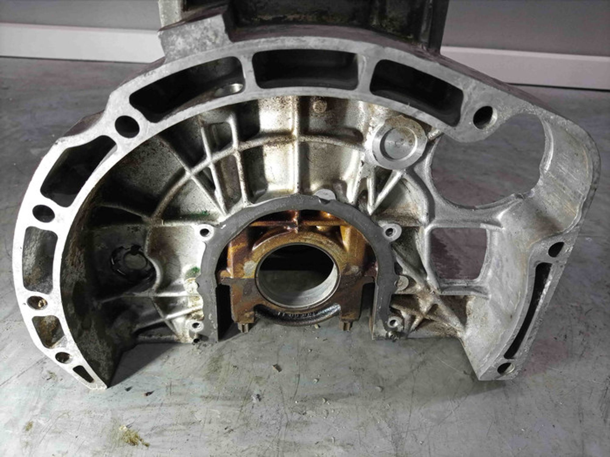 https://ycs.partsauto.market/partsauto-images/thmbs/78ee0fb3787e2dce013ed29fc8a1120c/fcfbaa5d0a6f87c7f33a95e834206bcd/e264e6d243cfe46d4ec536334cf0b075.jpg