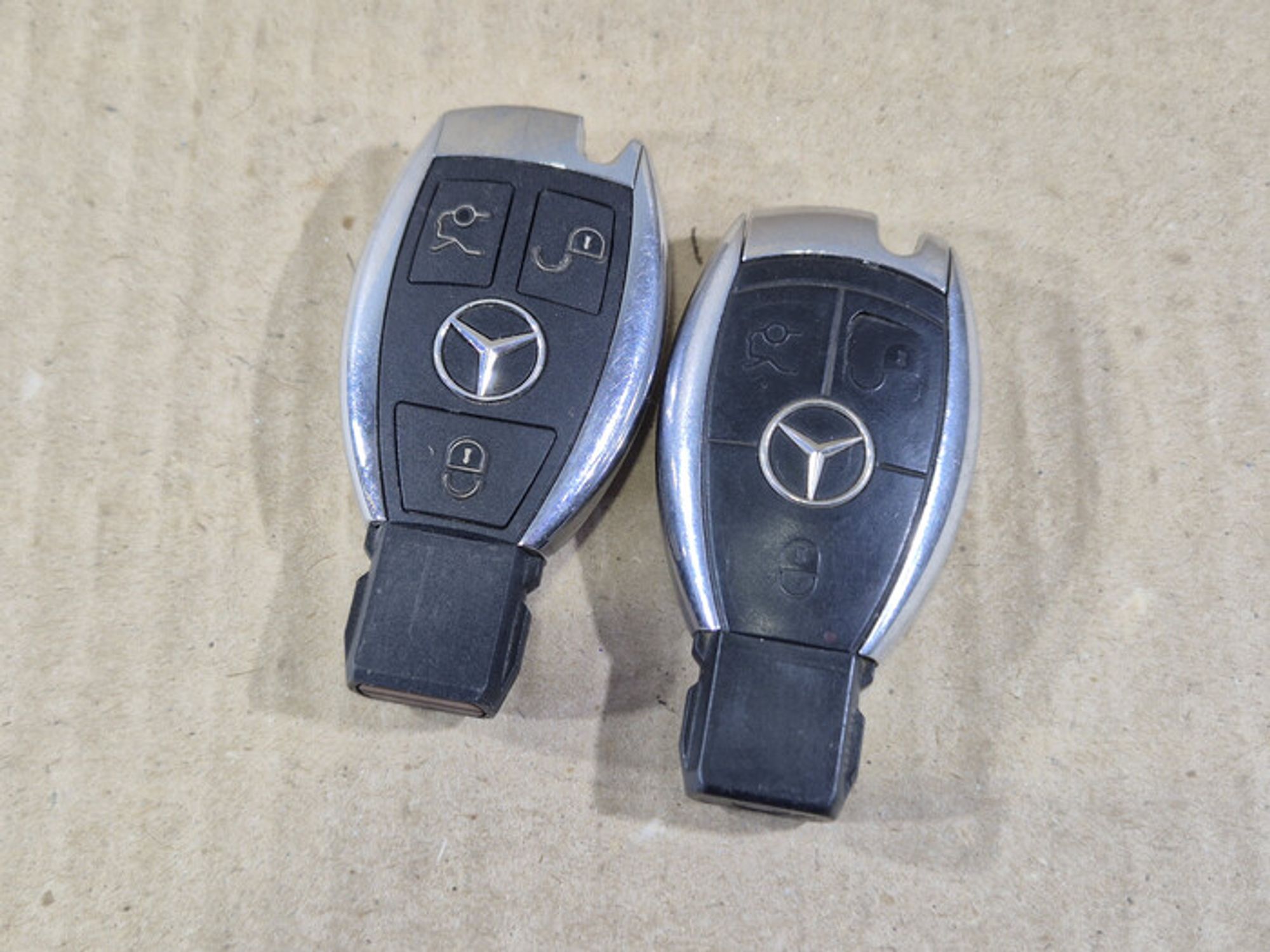 https://ycs.partsauto.market/partsauto-images/thmbs/78ee0fb3787e2dce013ed29fc8a1120c/fd6bc3d36c200b337060e20db1365313/61cb120981b8d0c4df77d66db45ed31f.jpg