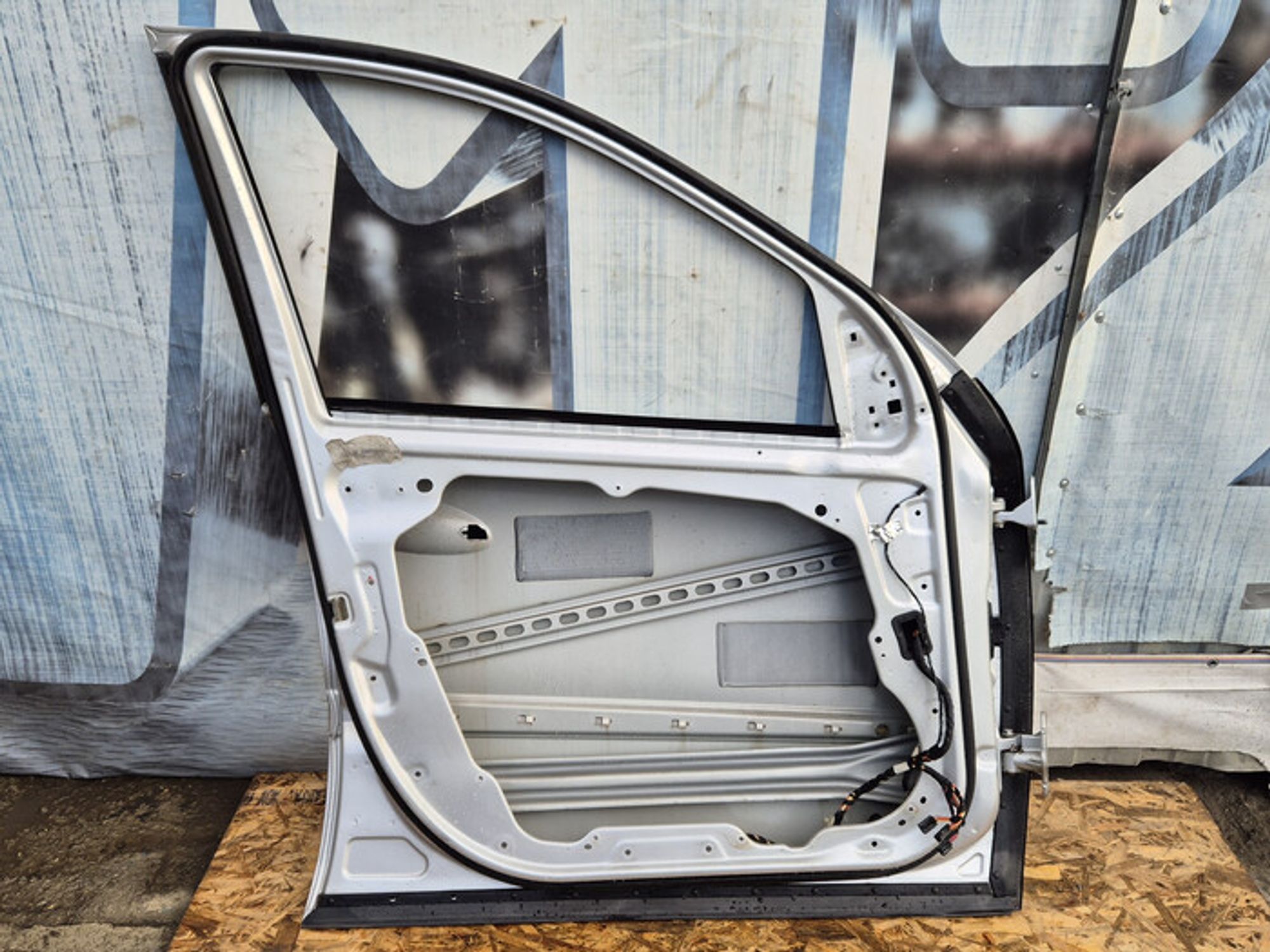 https://ycs.partsauto.market/partsauto-images/thmbs/78ee0fb3787e2dce013ed29fc8a1120c/fdeff8b0932c8acfa9c4f5c0b8045b48/542ed4c4e201a94791c9e741d6a32a75.jpg