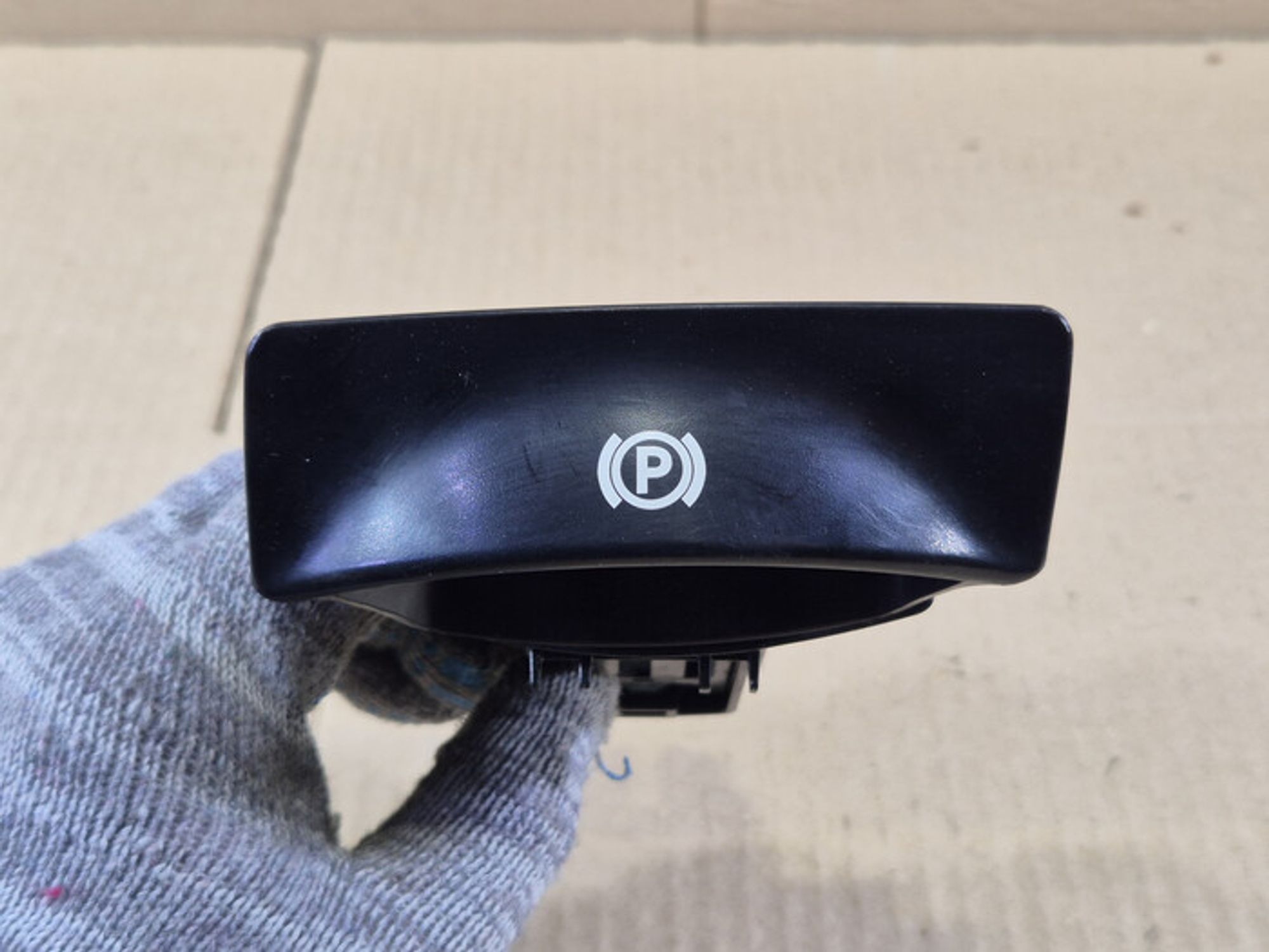 https://ycs.partsauto.market/partsauto-images/thmbs/78ee0fb3787e2dce013ed29fc8a1120c/fe18af438c6608adb6abcb7dc45c74ad/93f6d5536001bc019cddef9e12670774.jpg