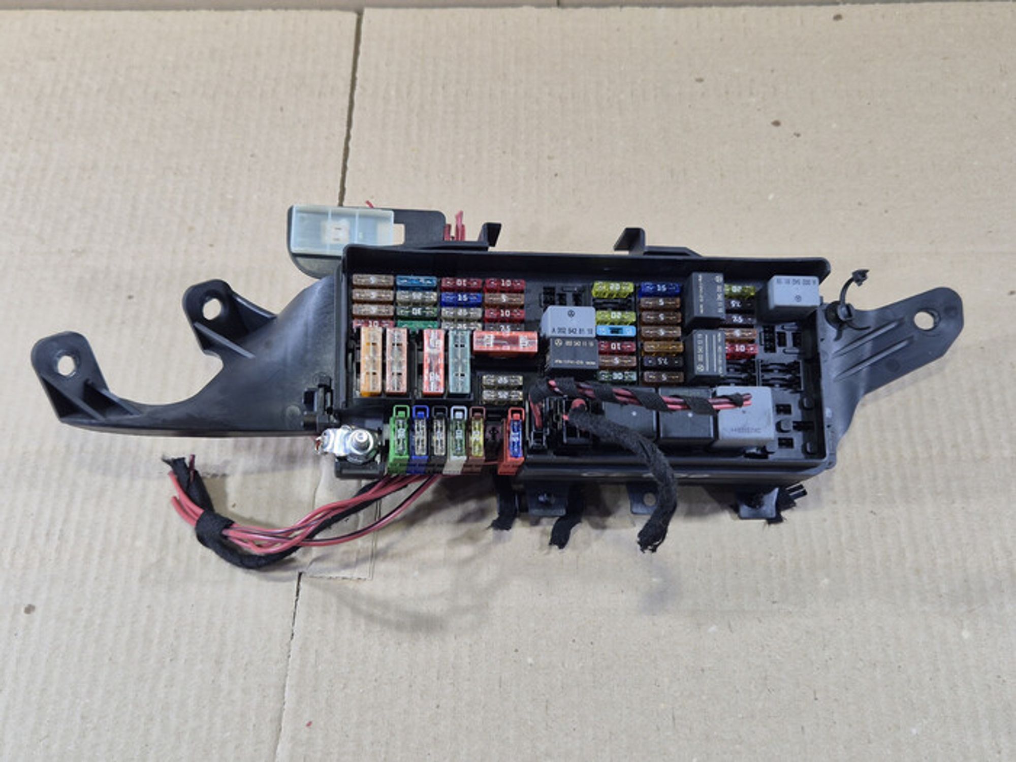 https://ycs.partsauto.market/partsauto-images/thmbs/78ee0fb3787e2dce013ed29fc8a1120c/ffe73d6eb6e2223f415c5724bc0d7e6f/80de47d38d21683c8acb70da71ef3d25.jpg