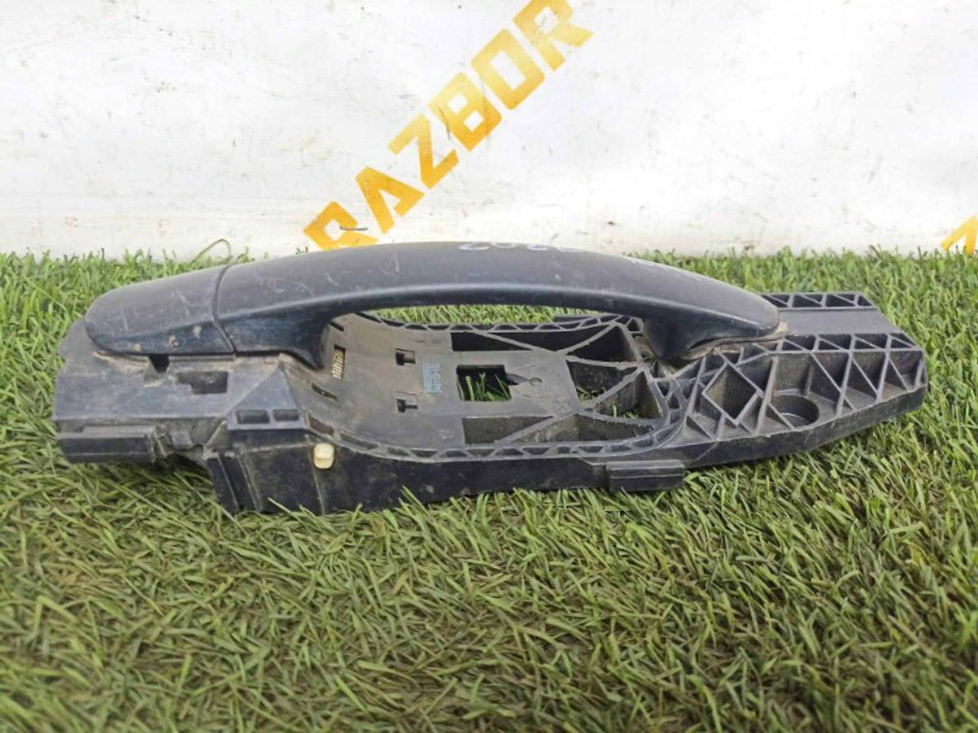 https://ycs.partsauto.market/partsauto-images/thmbs/810a4be2715b5abf25a0bfa7a577948e/68216c407dae0d8e0422d12d7db8225b/24026c72d91d4fb82498d43bbfaa6fc1.jpg