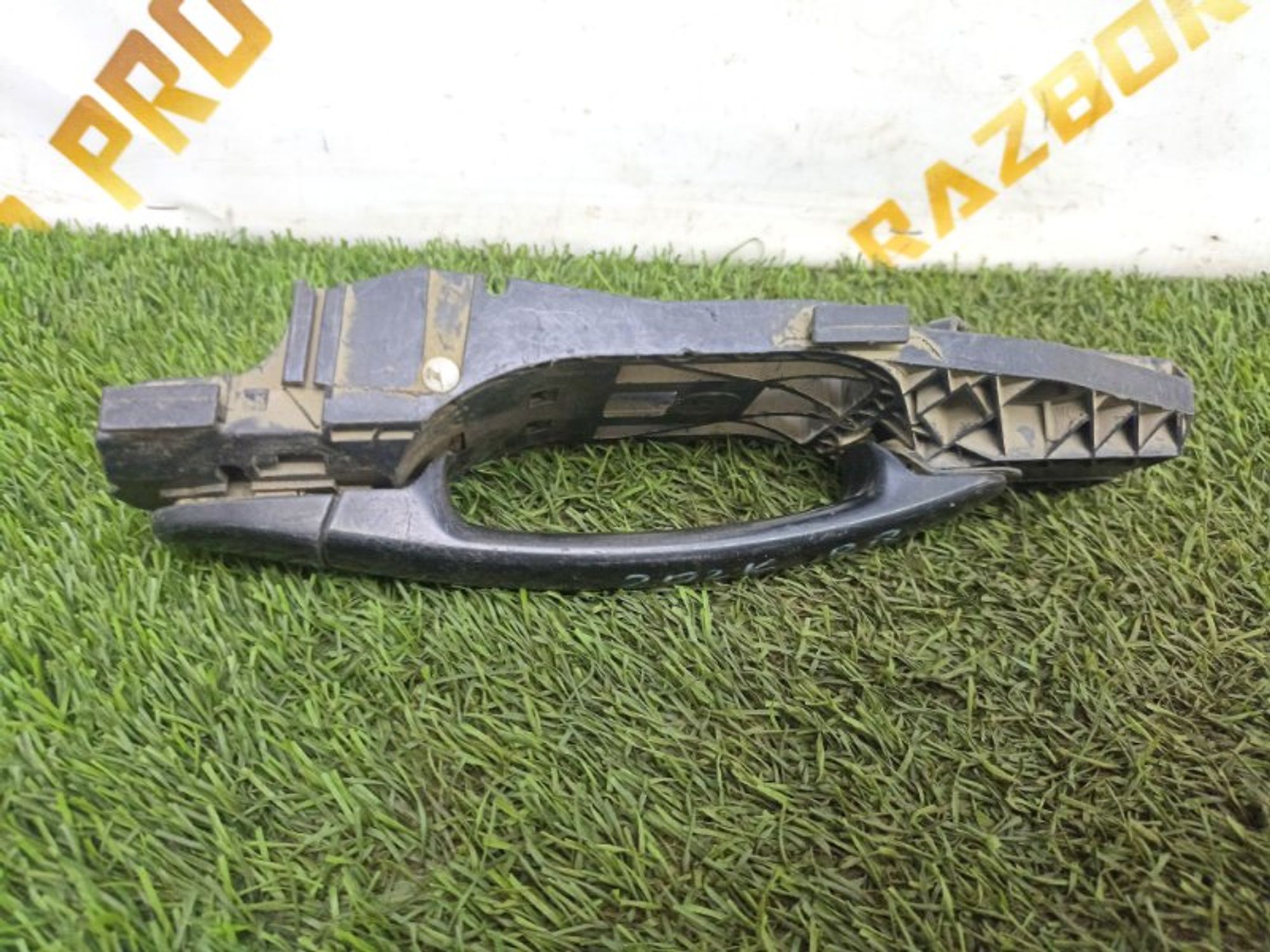 https://ycs.partsauto.market/partsauto-images/thmbs/810a4be2715b5abf25a0bfa7a577948e/68216c407dae0d8e0422d12d7db8225b/542cf4f7e2b8cc233992509c5befd233.jpg
