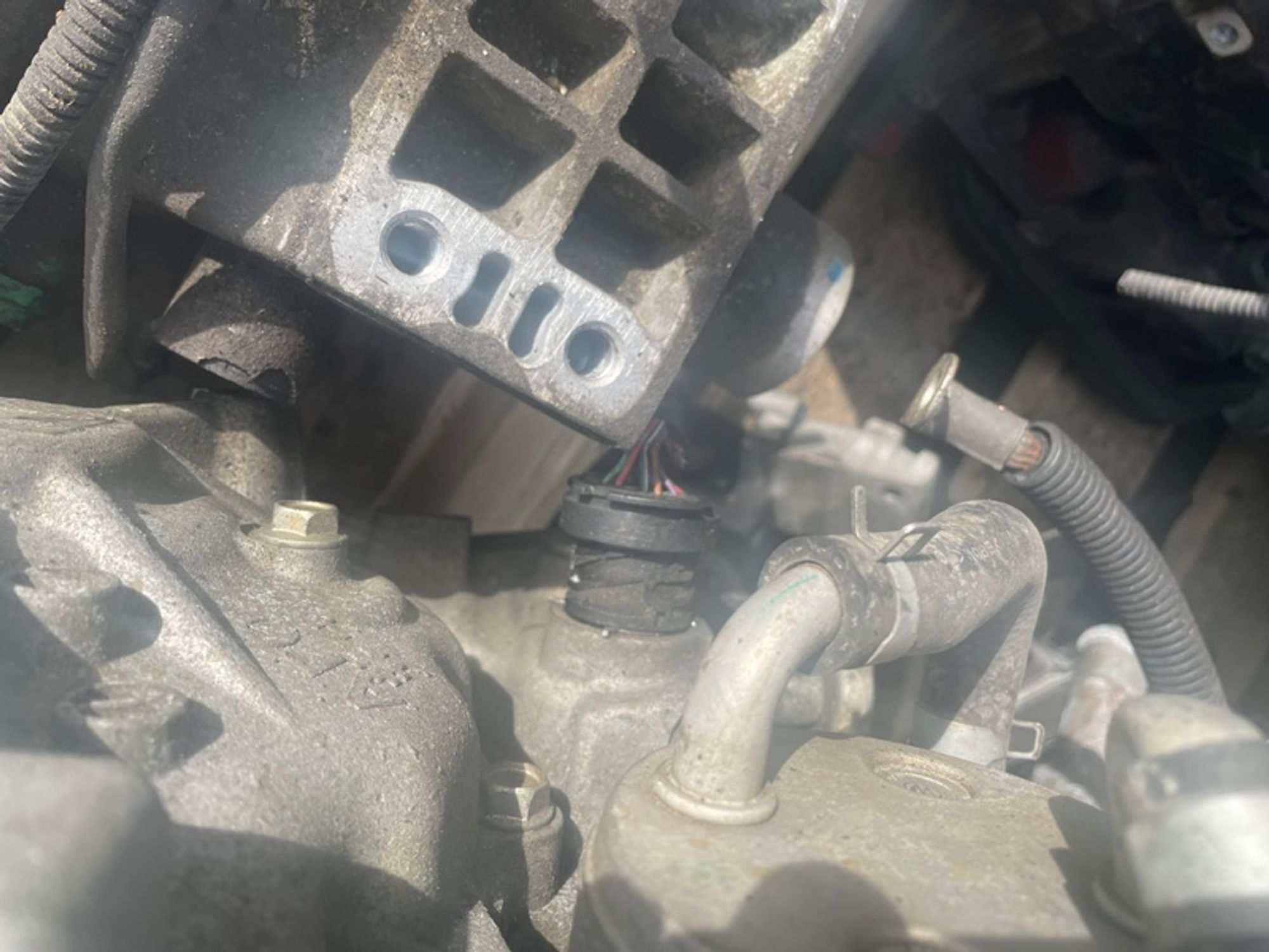 https://ycs.partsauto.market/partsauto-images/thmbs/8250d5d92312be6652100661c6b8586d/223dae185a1107ad39fc8c359f59b006/edb796fe36910652fce00bb95ccacfcb.jpg
