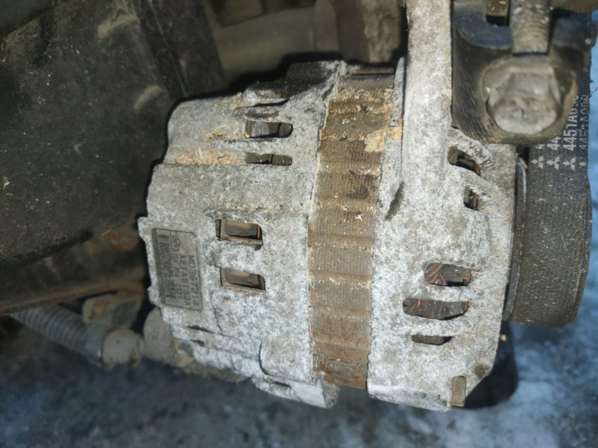https://ycs.partsauto.market/partsauto-images/thmbs/8250d5d92312be6652100661c6b8586d/a7a0832d345ea901fd2f191d70478bdf/601ae4e576e7bf5f72da9090f6c41ffc.jpg