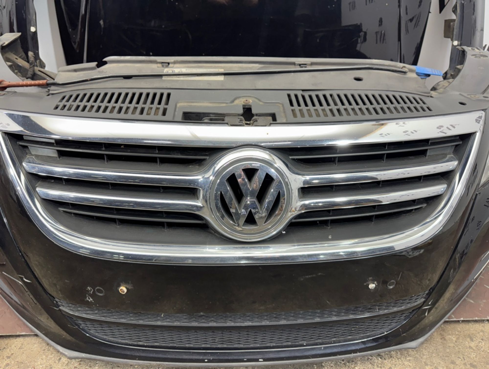 Ноускат (Nose Cut) Volkswagen Tiguan 5N0807217PGRU, 120000 рублей, Москва