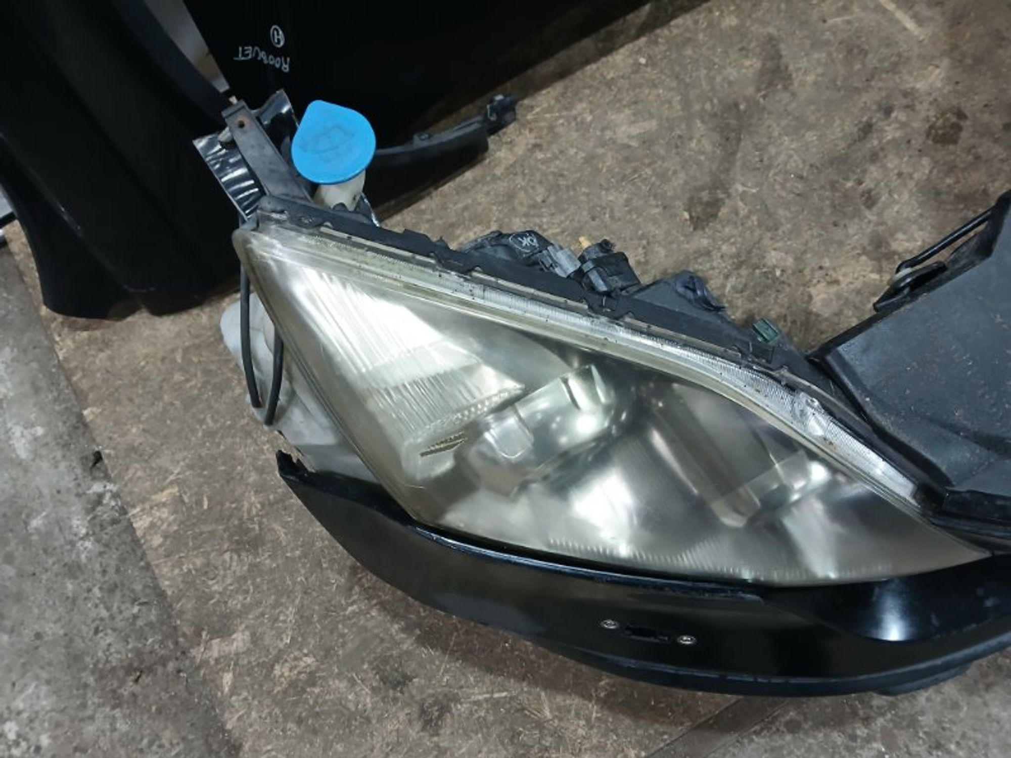 https://ycs.partsauto.market/partsauto-images/thmbs/84e14ca707935ccb1ed00cae054931e6/08952ad6fef1af76e94072af08a7643c/045298941c7d27ef22cb5cf8b885bc3a.jpg