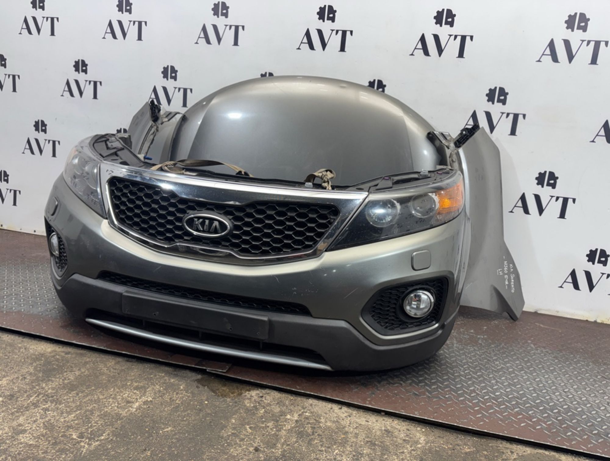 Ноускат (Nose Cut) KIA Sorento XM 865112P010, 190000 рублей, Москва