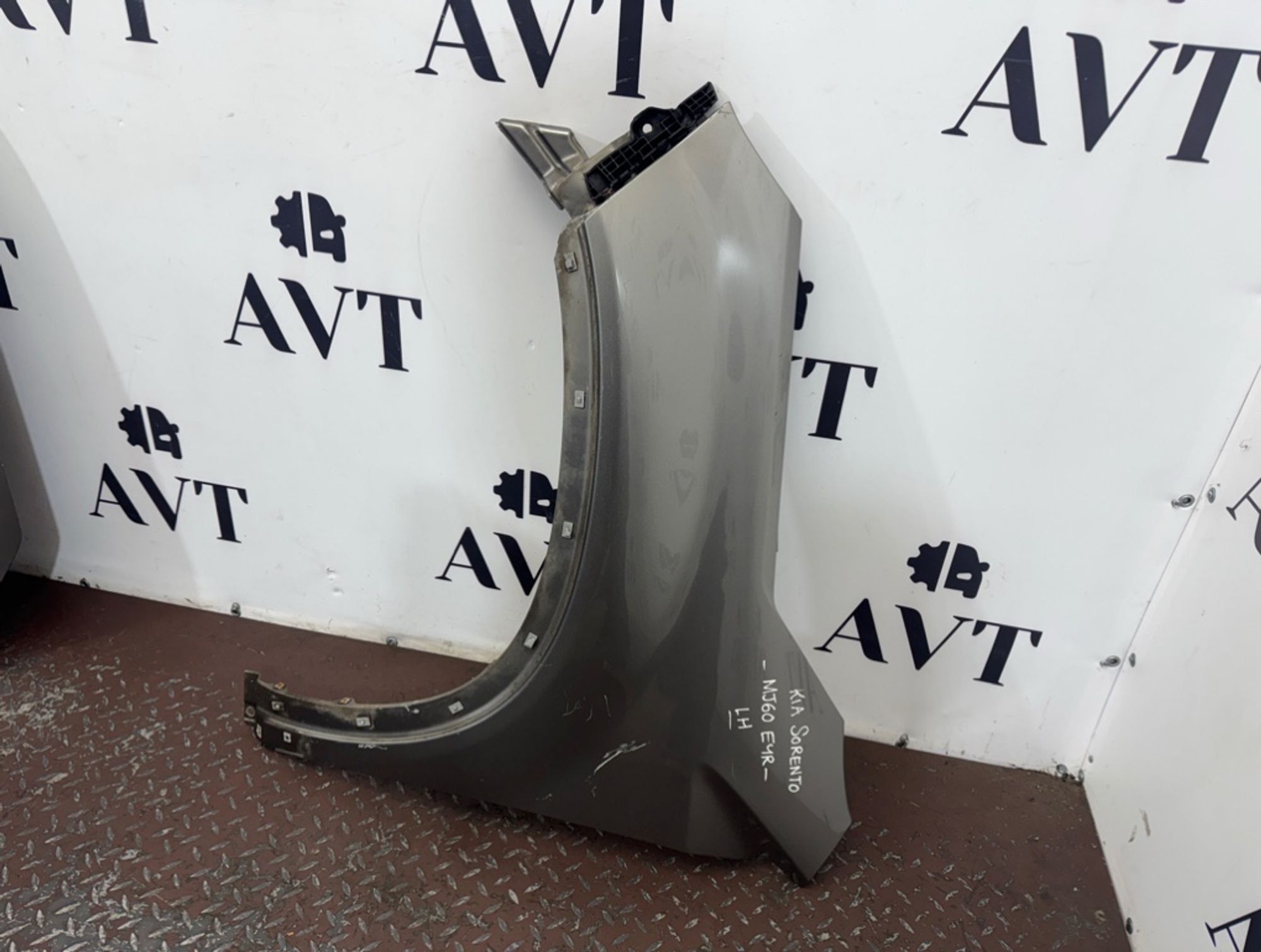 Ноускат (Nose Cut) KIA Sorento XM 865112P010, 190000 рублей, Москва