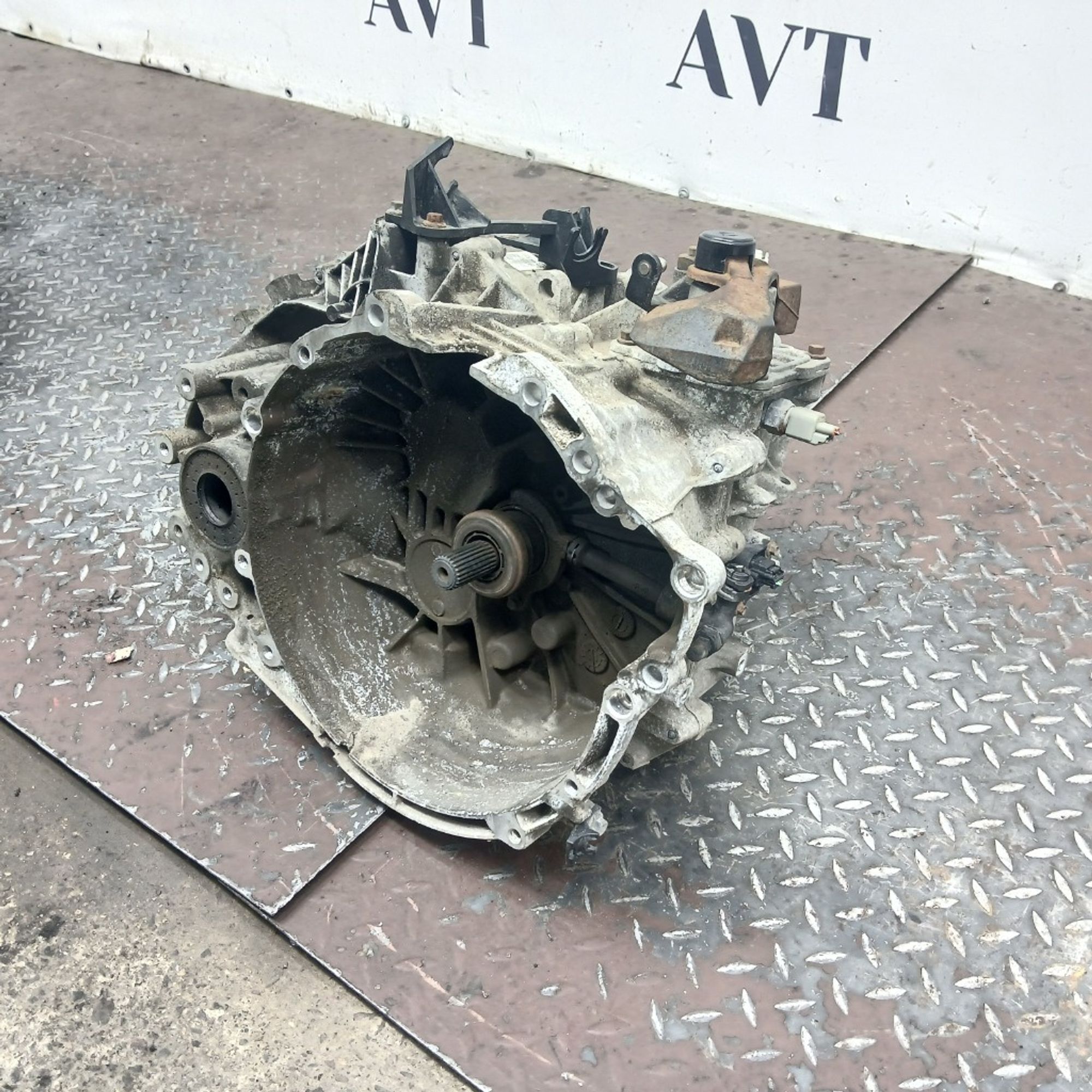 МКПП Volvo S60 D4204T14 EU1R7002TEG, 20000 рублей, Москва
