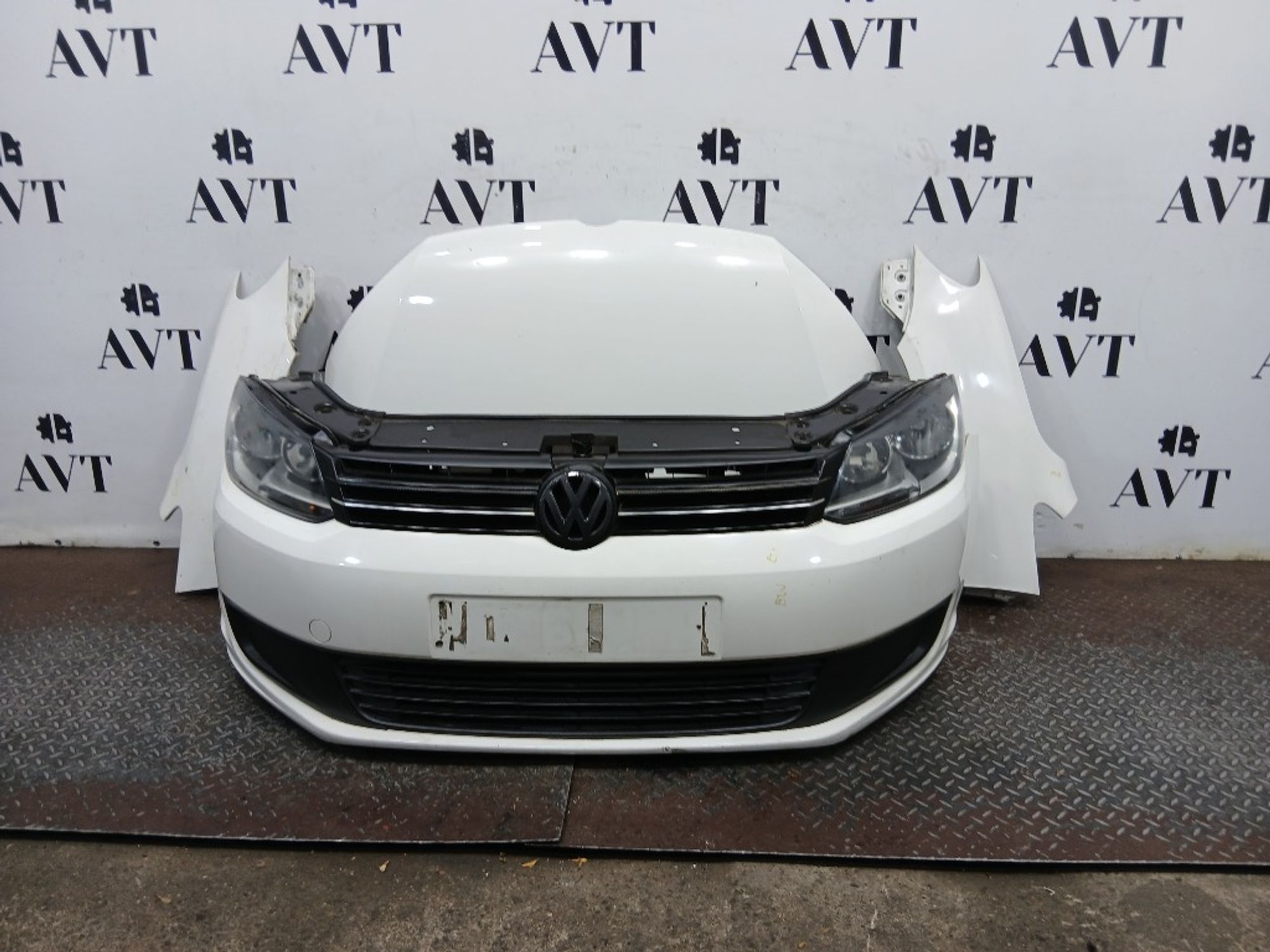 Ноускат (Nose Cut) Volkswagen Touran 1T0807217R, 115000 рублей, Москва