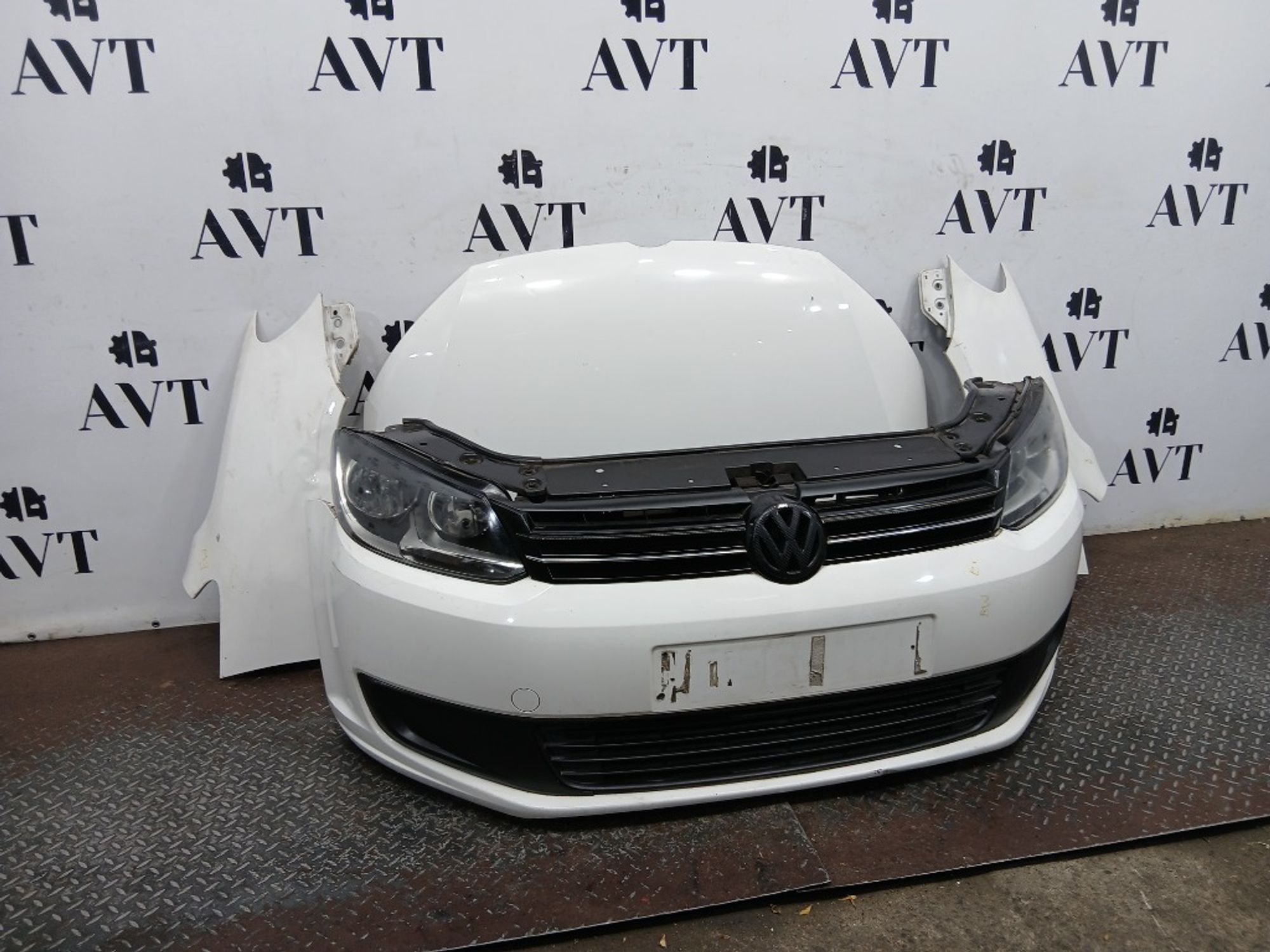 Ноускат (Nose Cut) Volkswagen Touran 1T0807217R, 115000 рублей, Москва