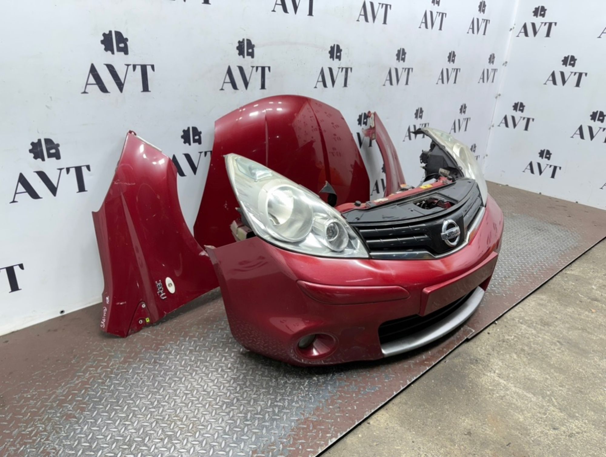 Ноускат (Nose Cut) Nissan Note E11 620228Y20H, 95000 рублей, Москва