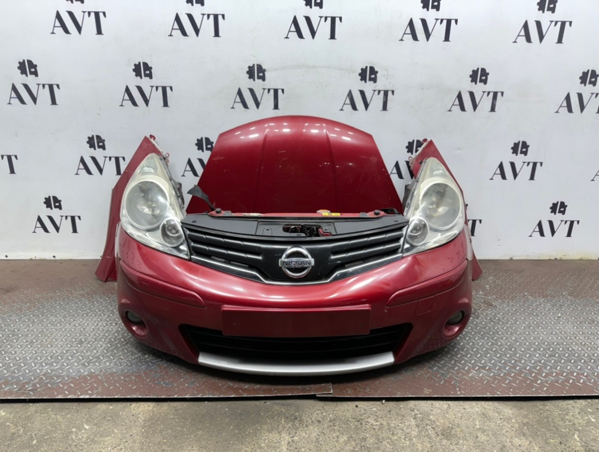 Ноускат (Nose Cut) Nissan Note E11 620228Y20H, 95000 рублей, Москва