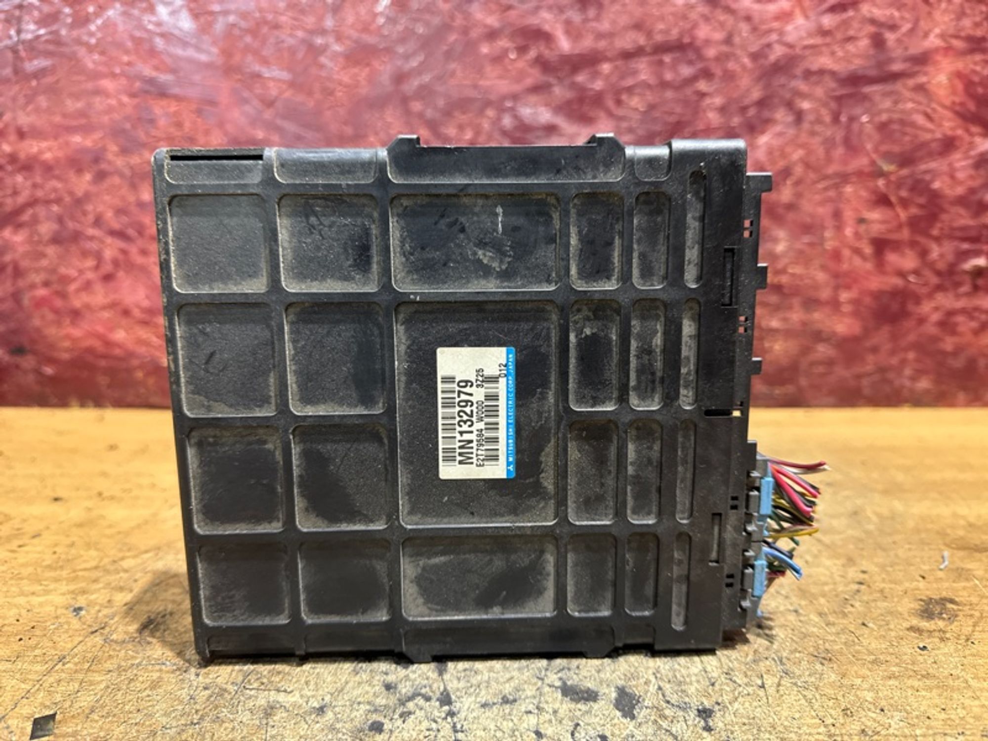 Блок управления АКПП Mitsubishi Galant 4G94 E2T79584, 6000 рублей, Москва