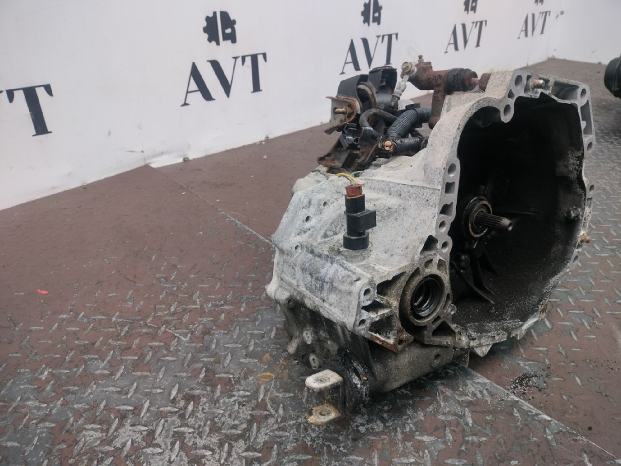 МКПП Nissan Primera SR20DE 320106J006, 20000 рублей, Москва