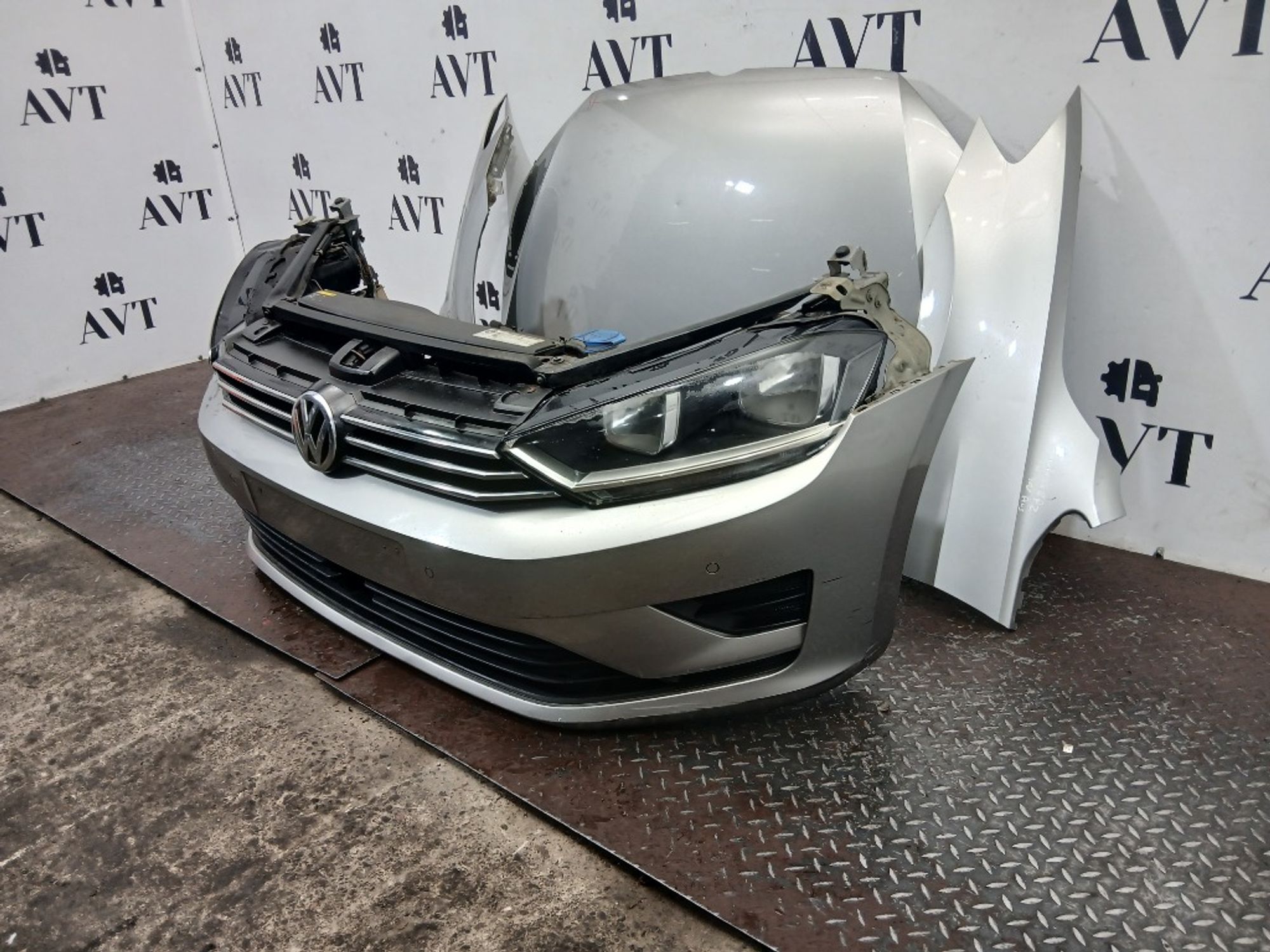 Ноускат (Nose Cut) Volkswagen Golf SV 7 5G0807221, 155000 рублей, Москва