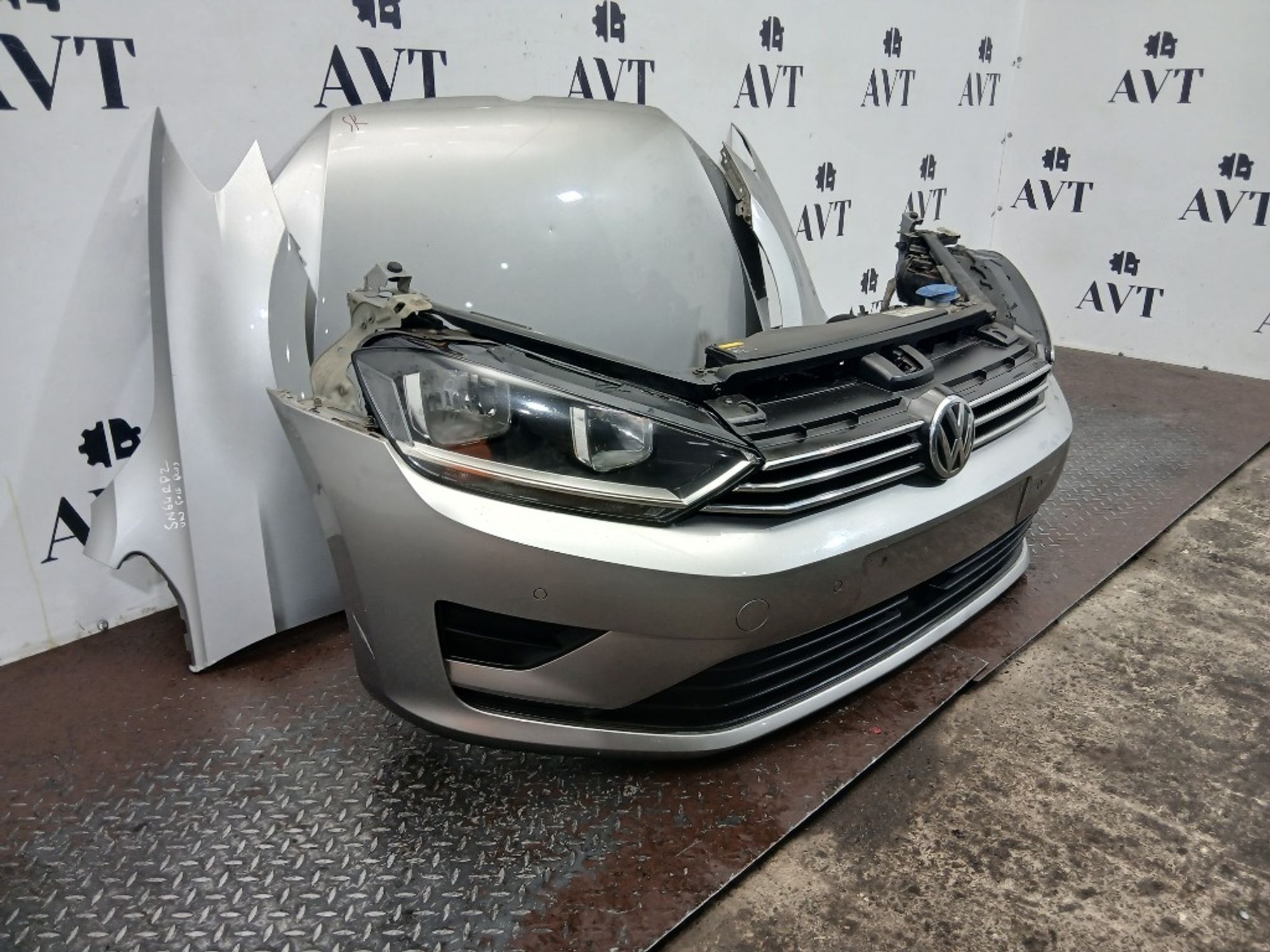 Ноускат (Nose Cut) Volkswagen Golf SV 7 5G0807221, 155000 рублей, Москва
