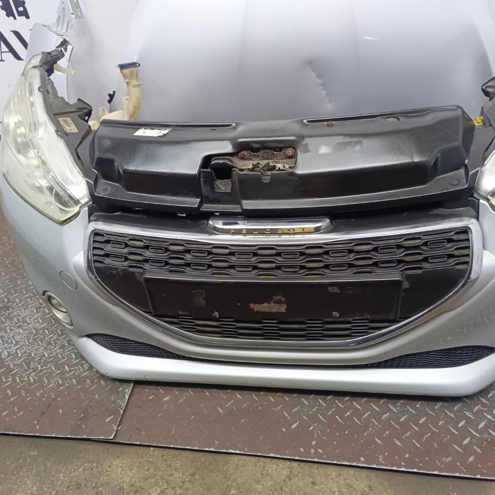 Ноускат (Nose Cut) Peugeot 208 1607397880, 80000 рублей, Москва