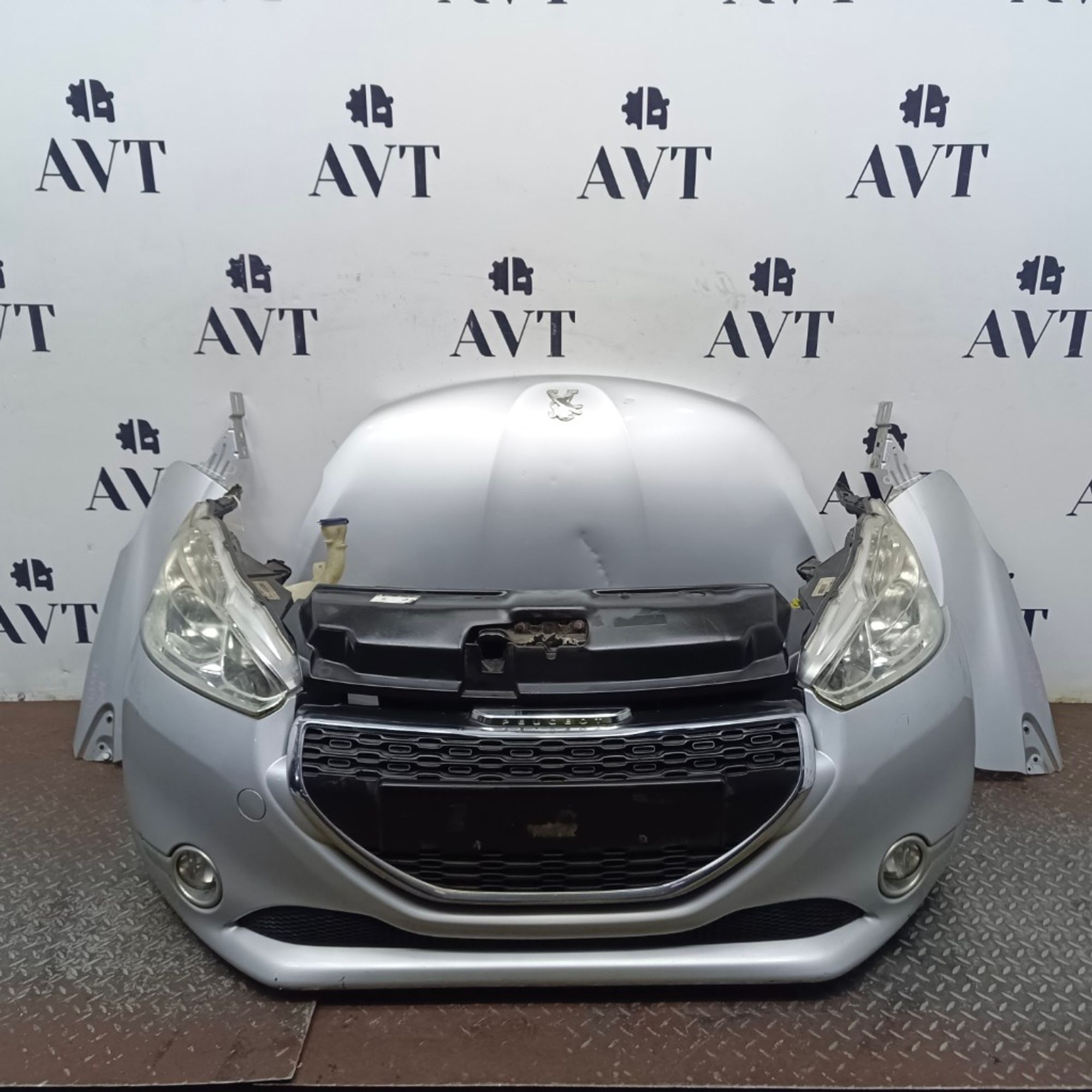 Ноускат (Nose Cut) Peugeot 208 1607397880, 80000 рублей, Москва