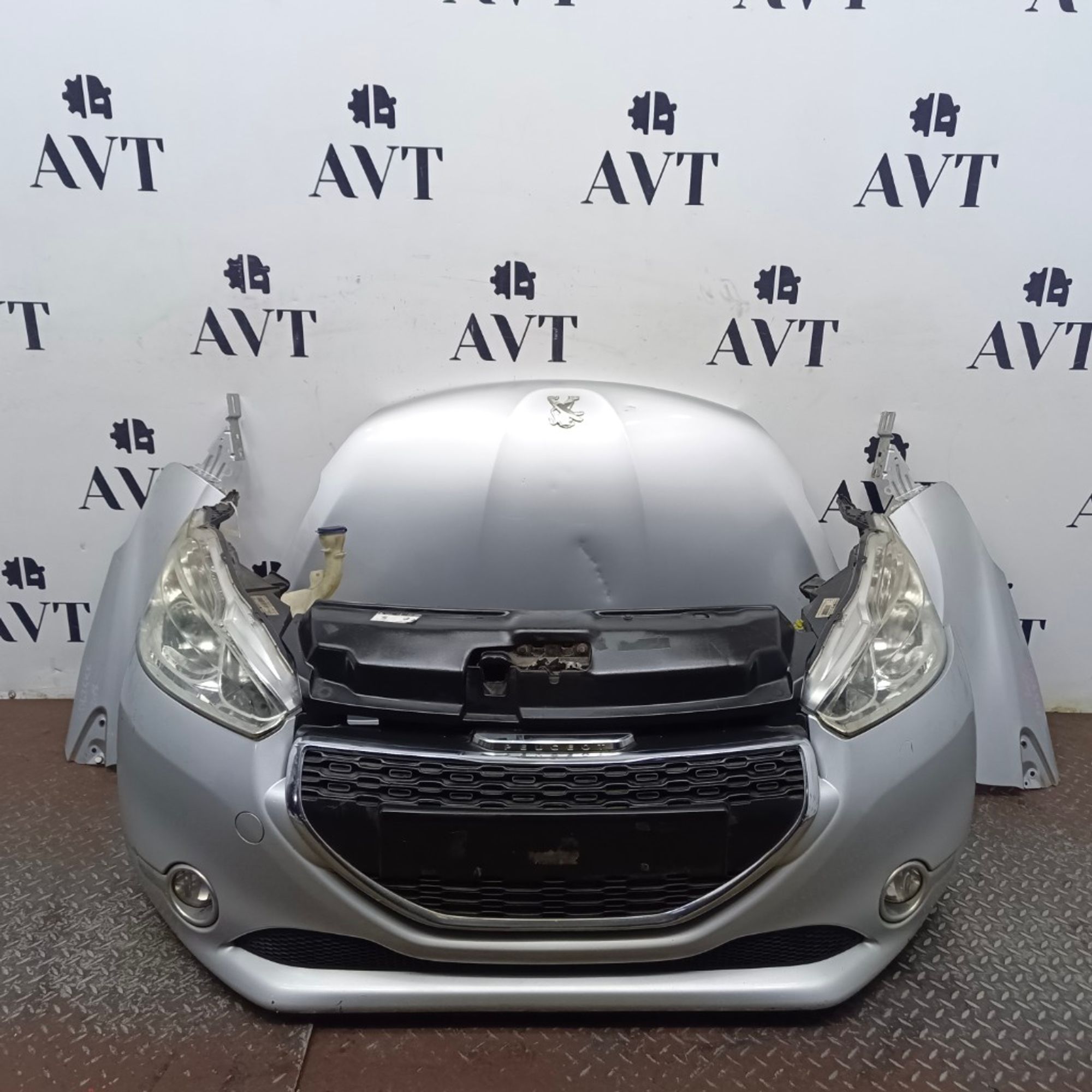 Ноускат (Nose Cut) Peugeot 208 1607397880, 80000 рублей, Москва