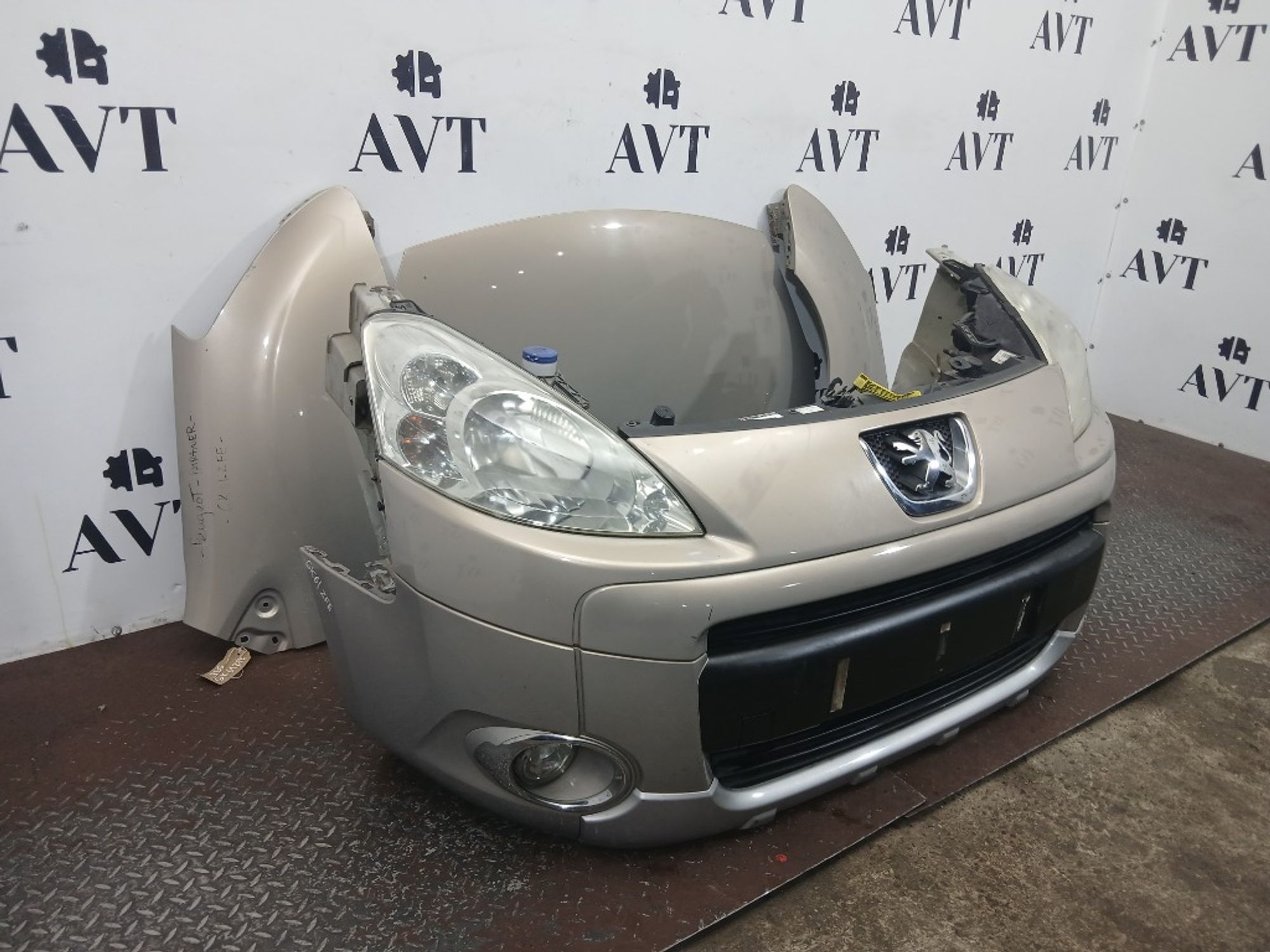 Ноускат (Nose Cut) Peugeot Partner 9682966577, 110000 рублей, Москва