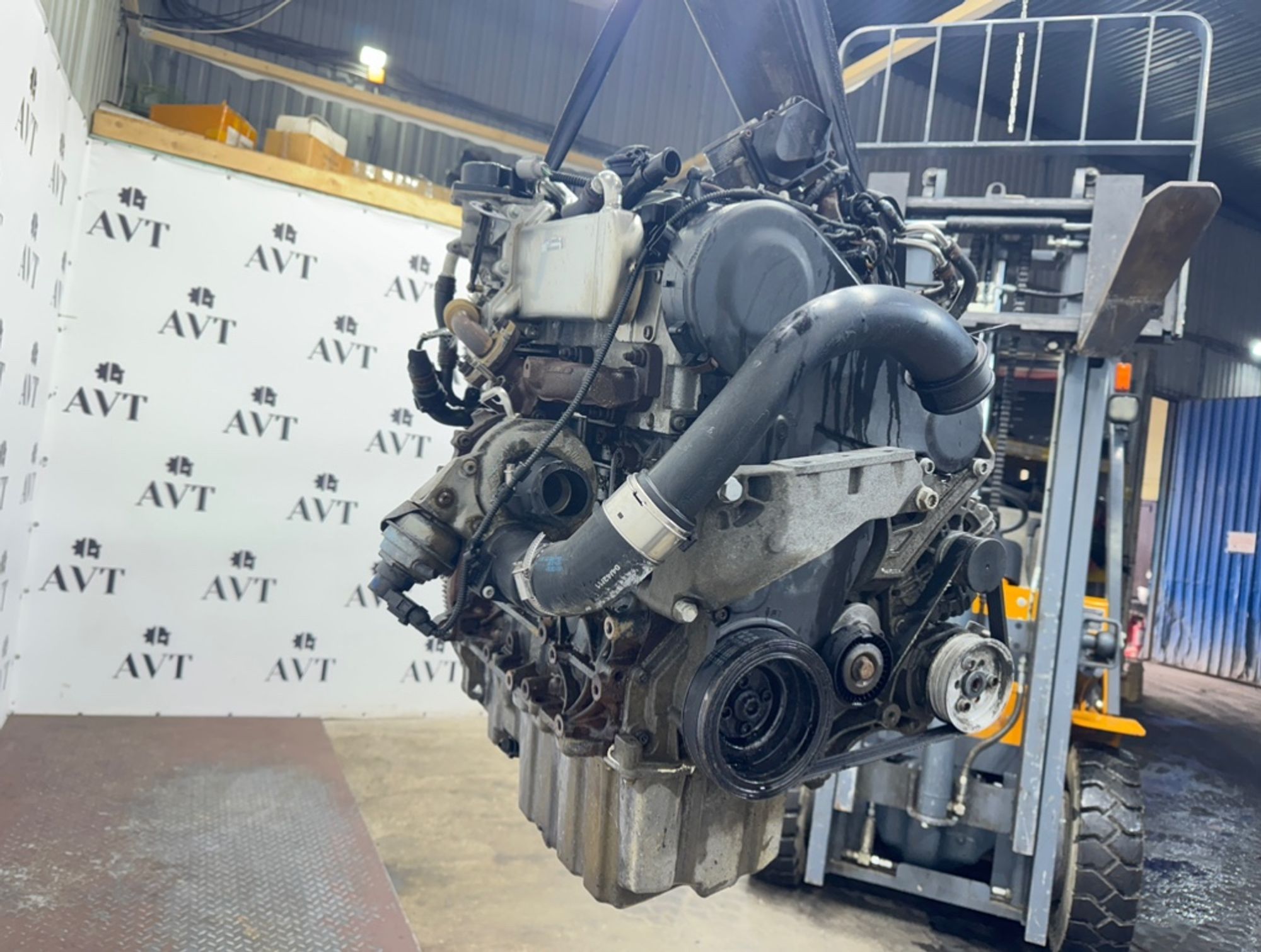 Двигатель Volkswagen Transporter T5 CAA CAAB CAAC CAA CAAB CAAC, 250000 рублей, Москва