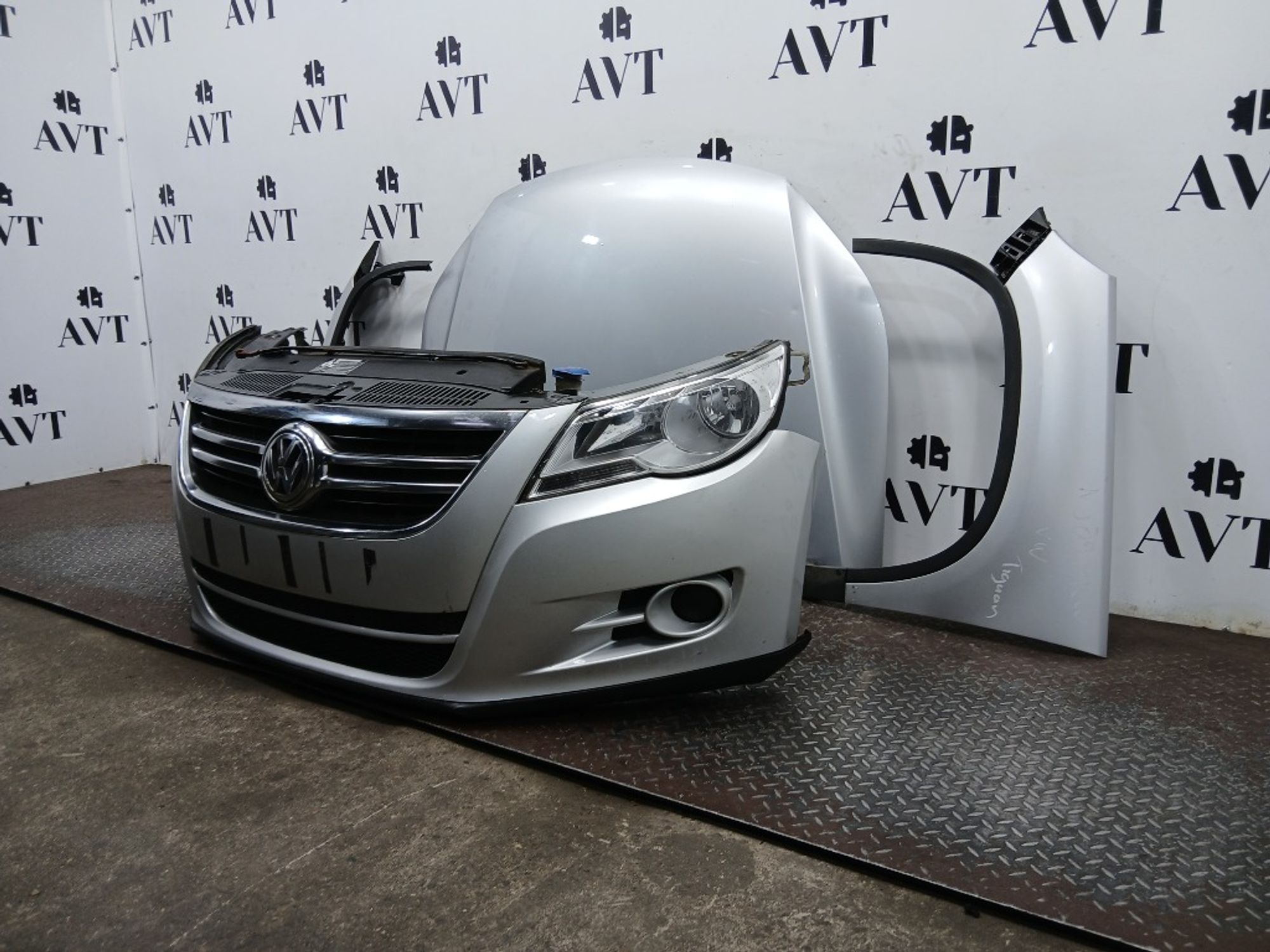 Ноускат (Nose Cut) Volkswagen Tiguan NF 5N0807217GRU, 120000 рублей, Москва