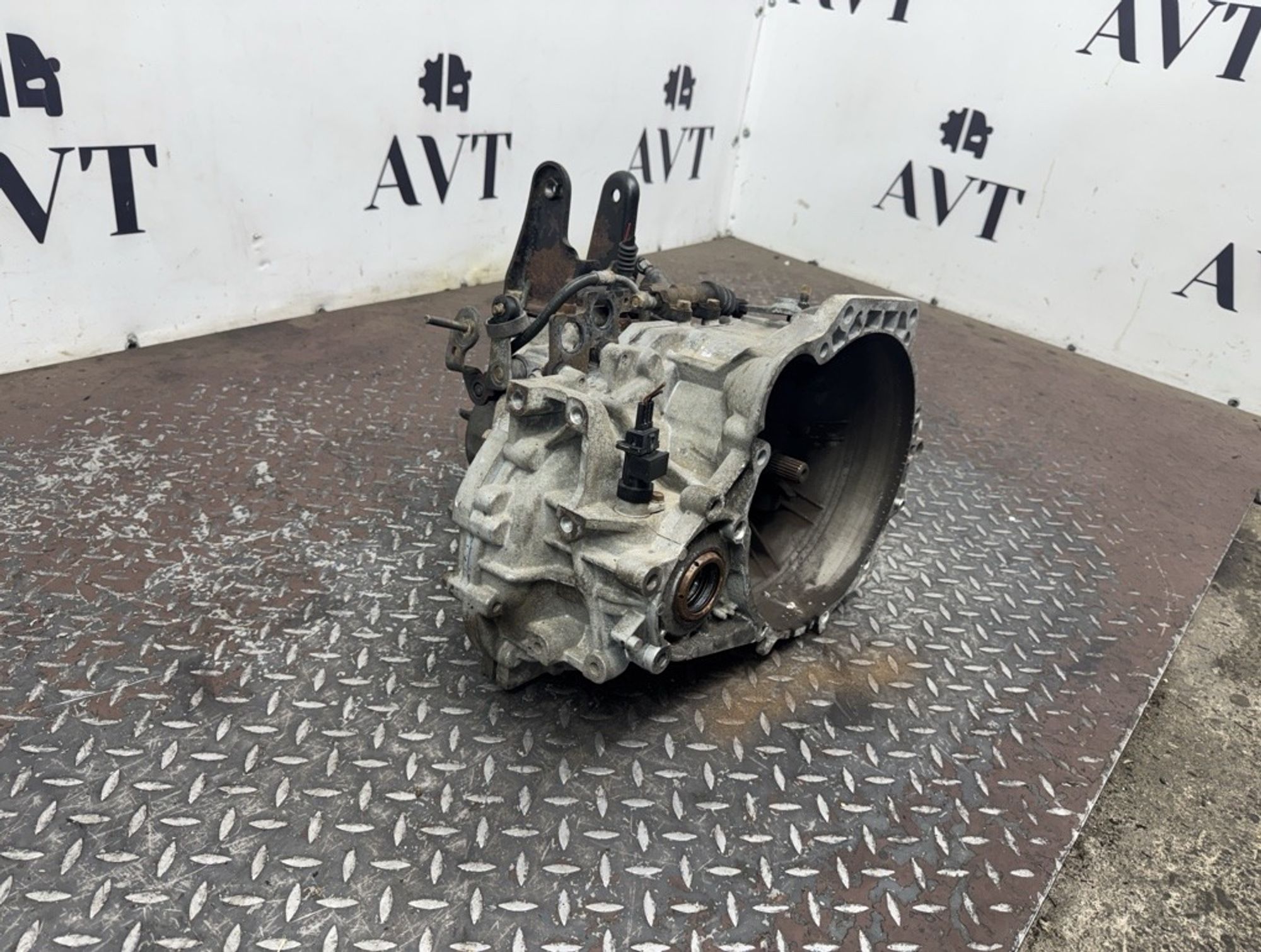 МКПП Hyundai Trajet 1 G4GC, 22000 рублей, Москва