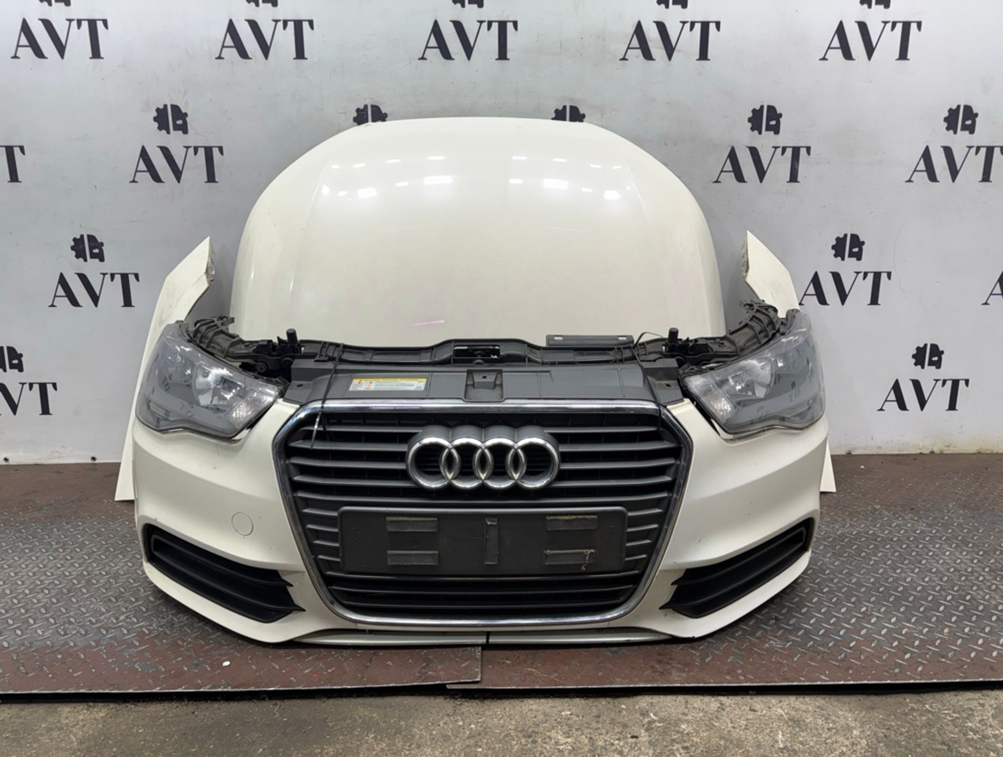 Ноускат (Nose Cut) Audi A1 8X 8X0807065, 125000 рублей, Москва