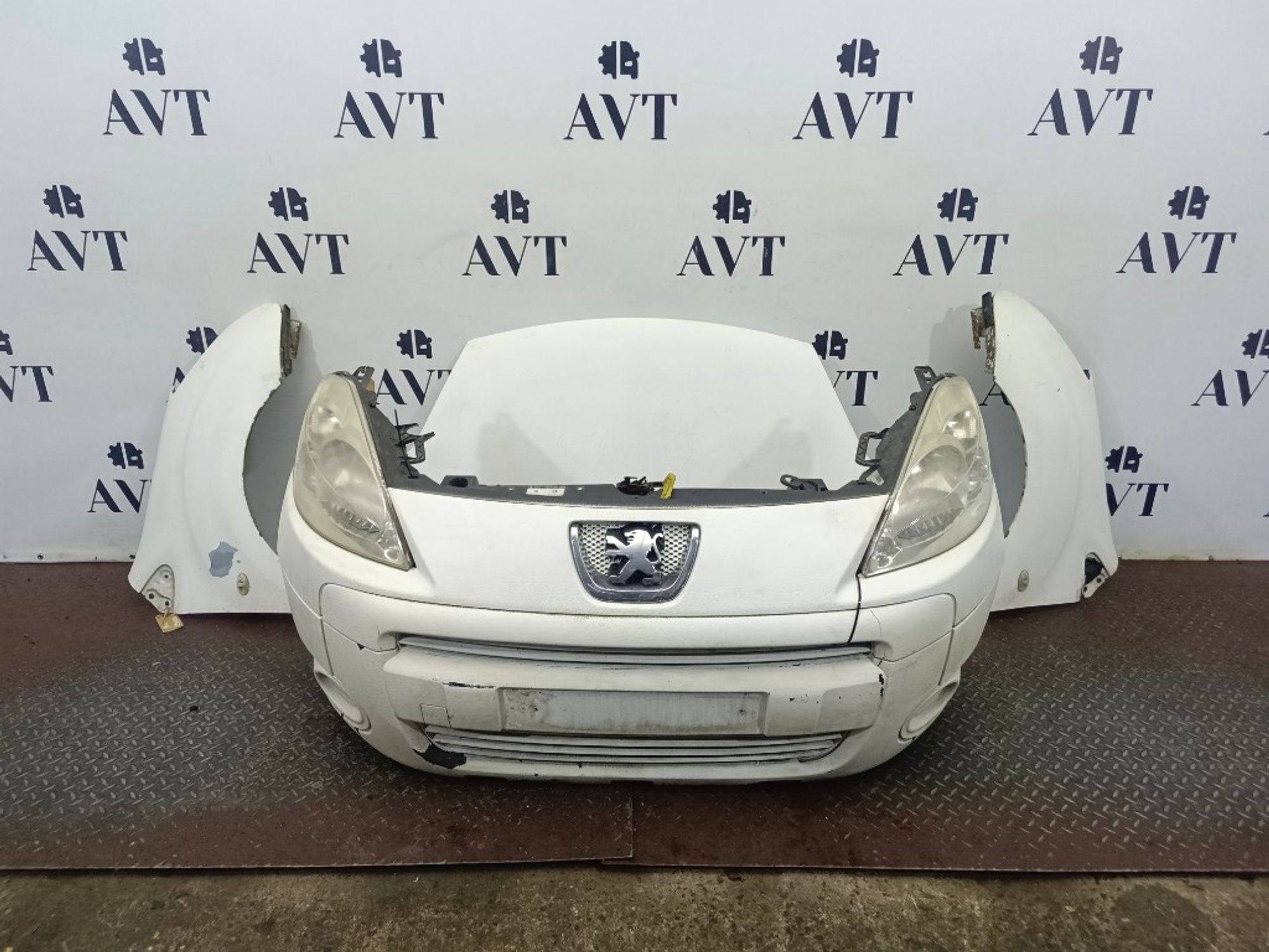 Ноускат (Nose Cut) Peugeot Partner, 100000 рублей, Москва