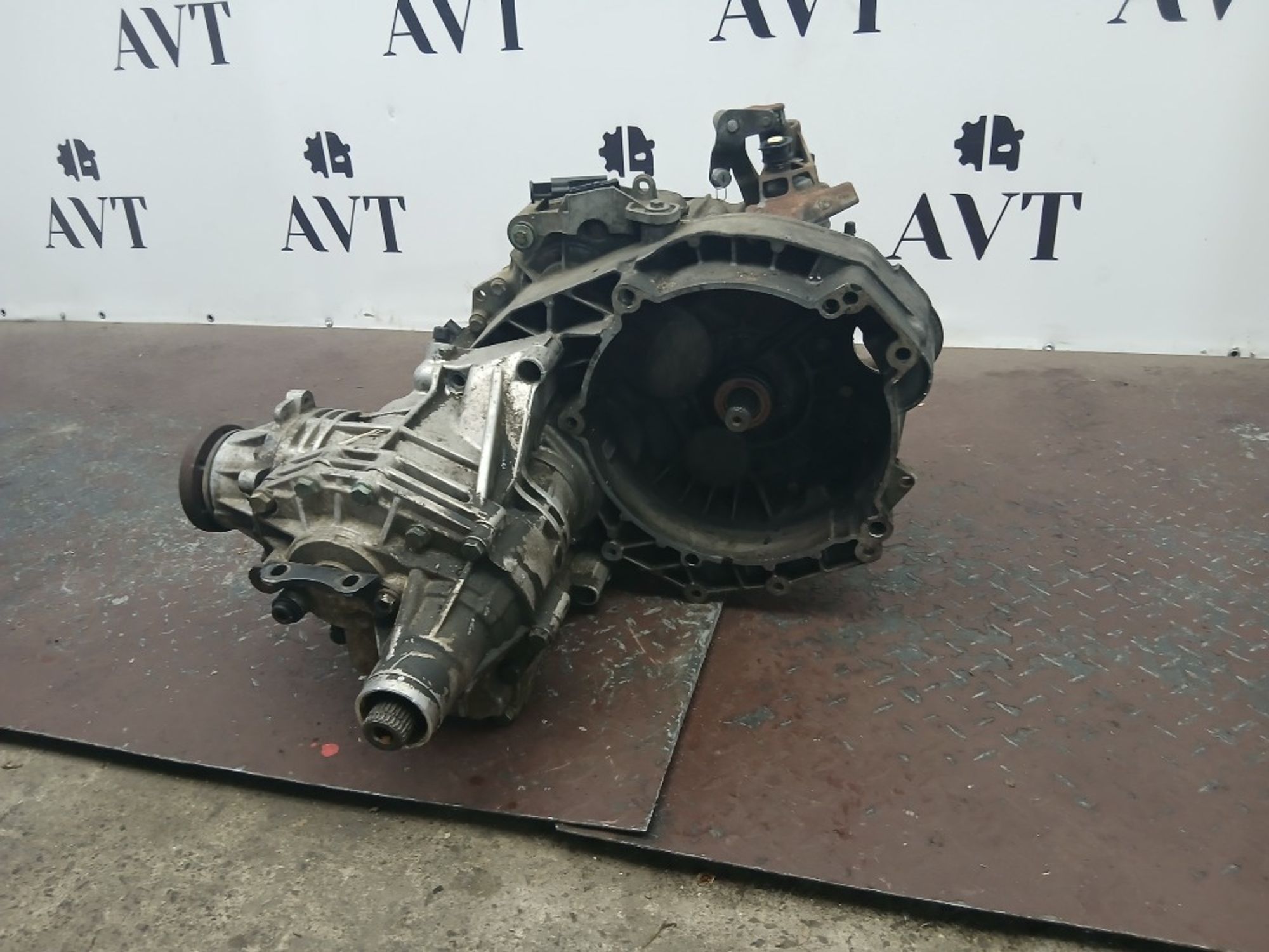 МКПП Volkswagen Multivan AXE HNE, 65000 рублей, Москва