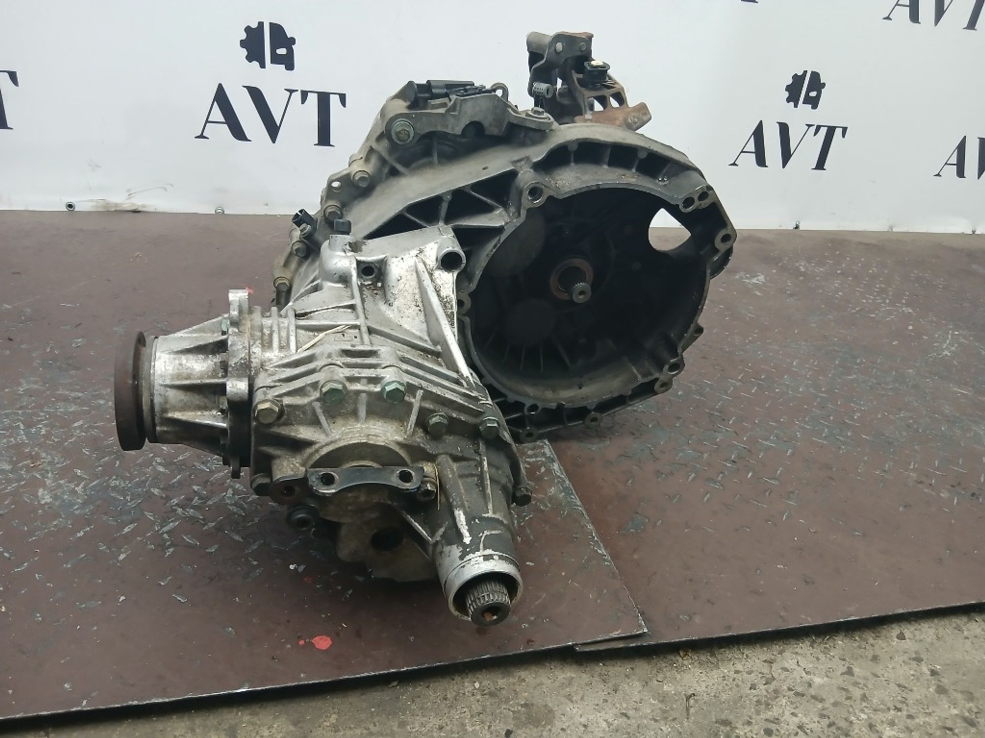 МКПП Volkswagen Multivan AXE HNE, 65000 рублей, Москва