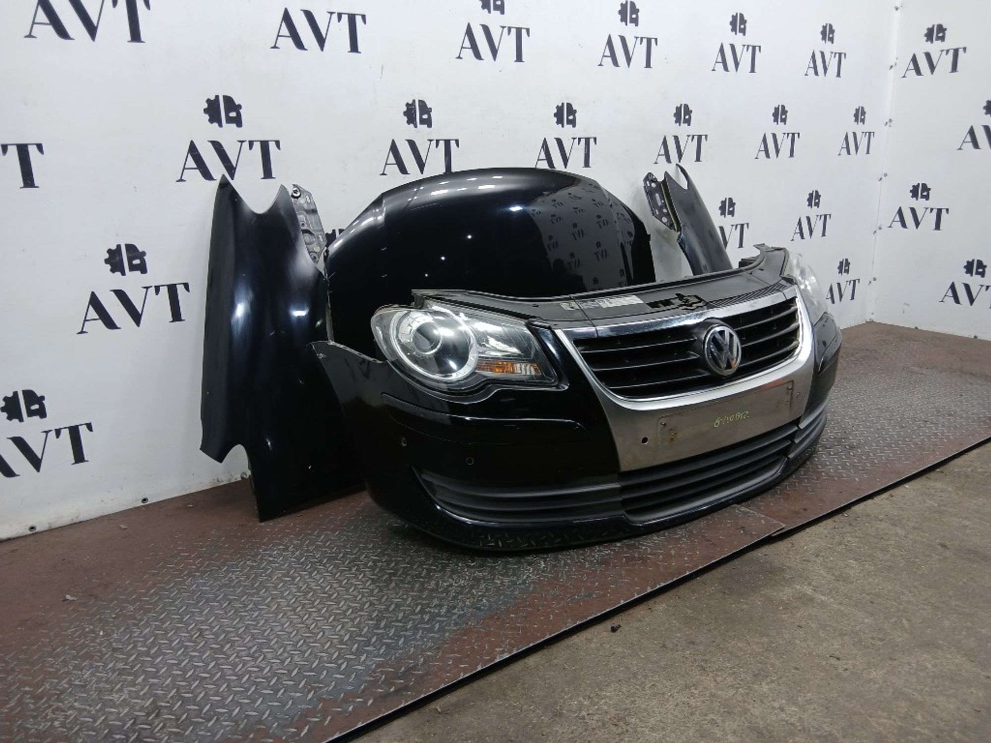 Ноускат (Nose Cut) Volkswagen Touran 1T0807221D, 85000 рублей, Москва